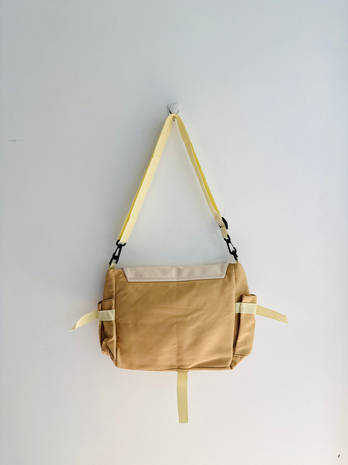 IMPORTED CROSSBODY BAG 8Q5-B14