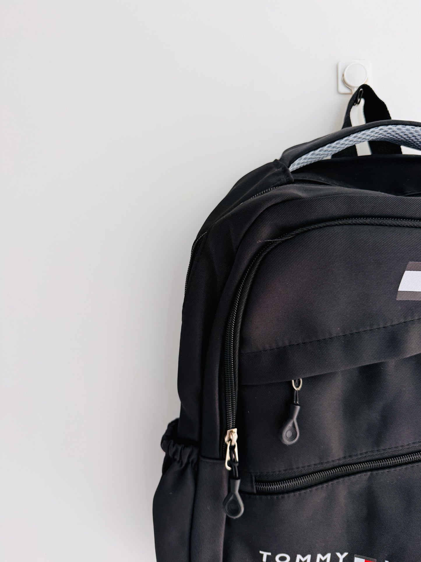 IMPORTED BACKPACK 8I1-G20