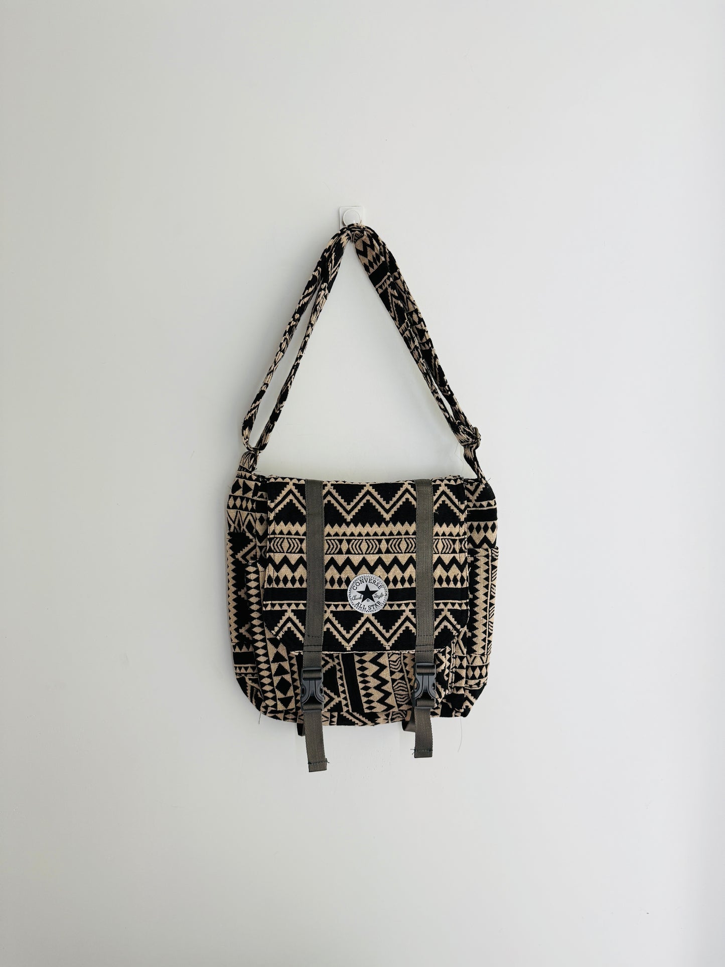CROSSBODY BAG 2I9-F19
