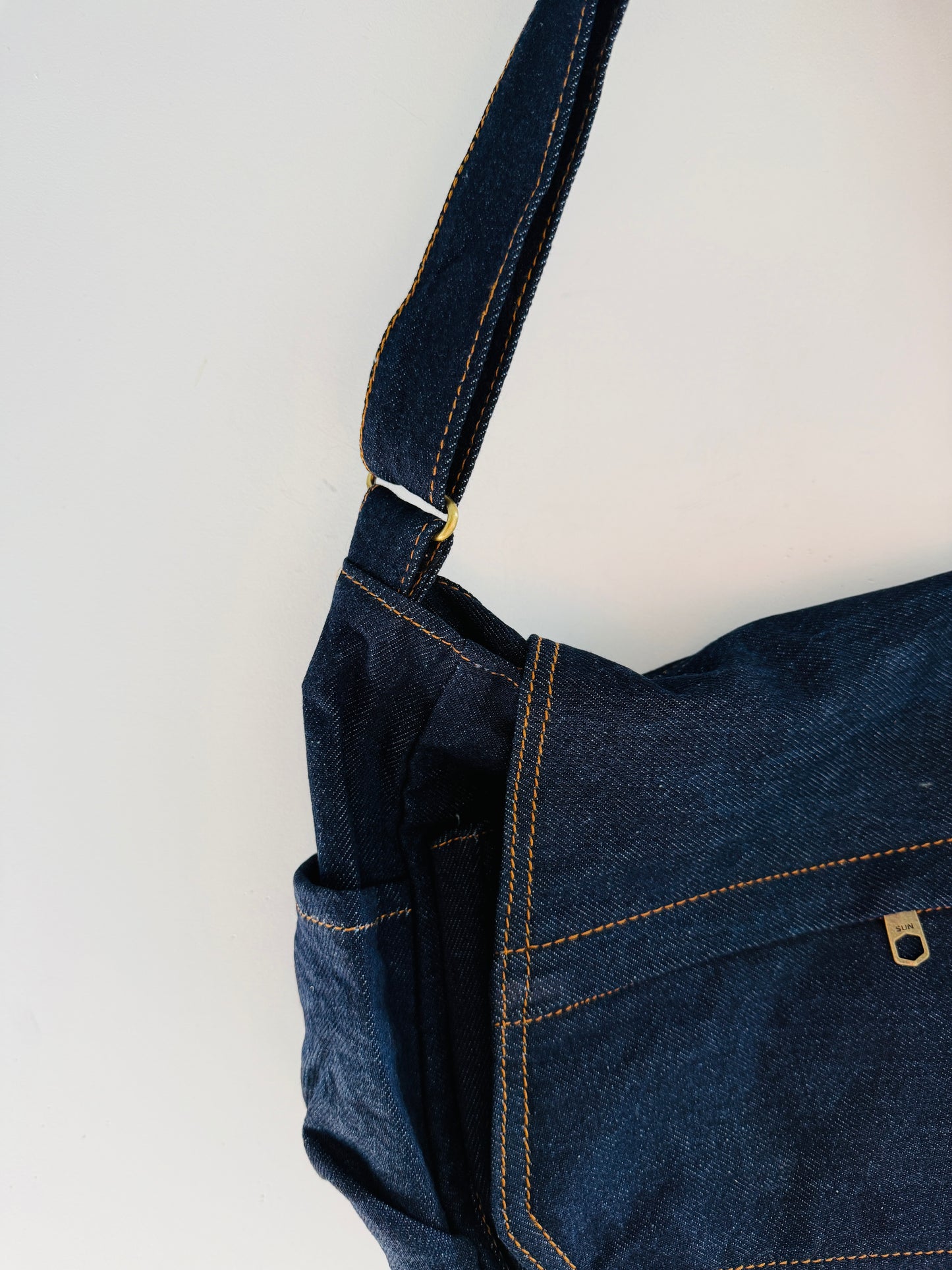 CROSSBODY BAG 2J2-I3