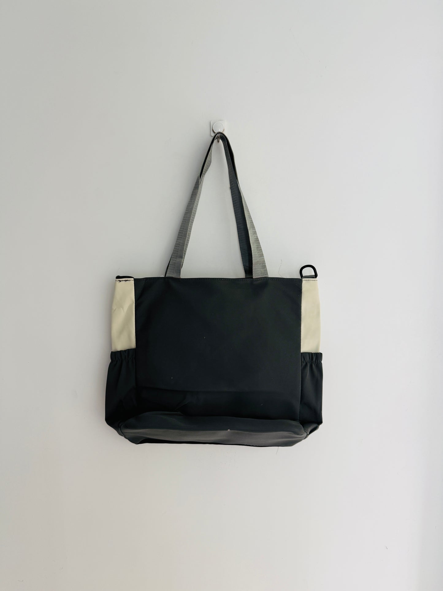 IMPORTED TOTEBAG 5J0