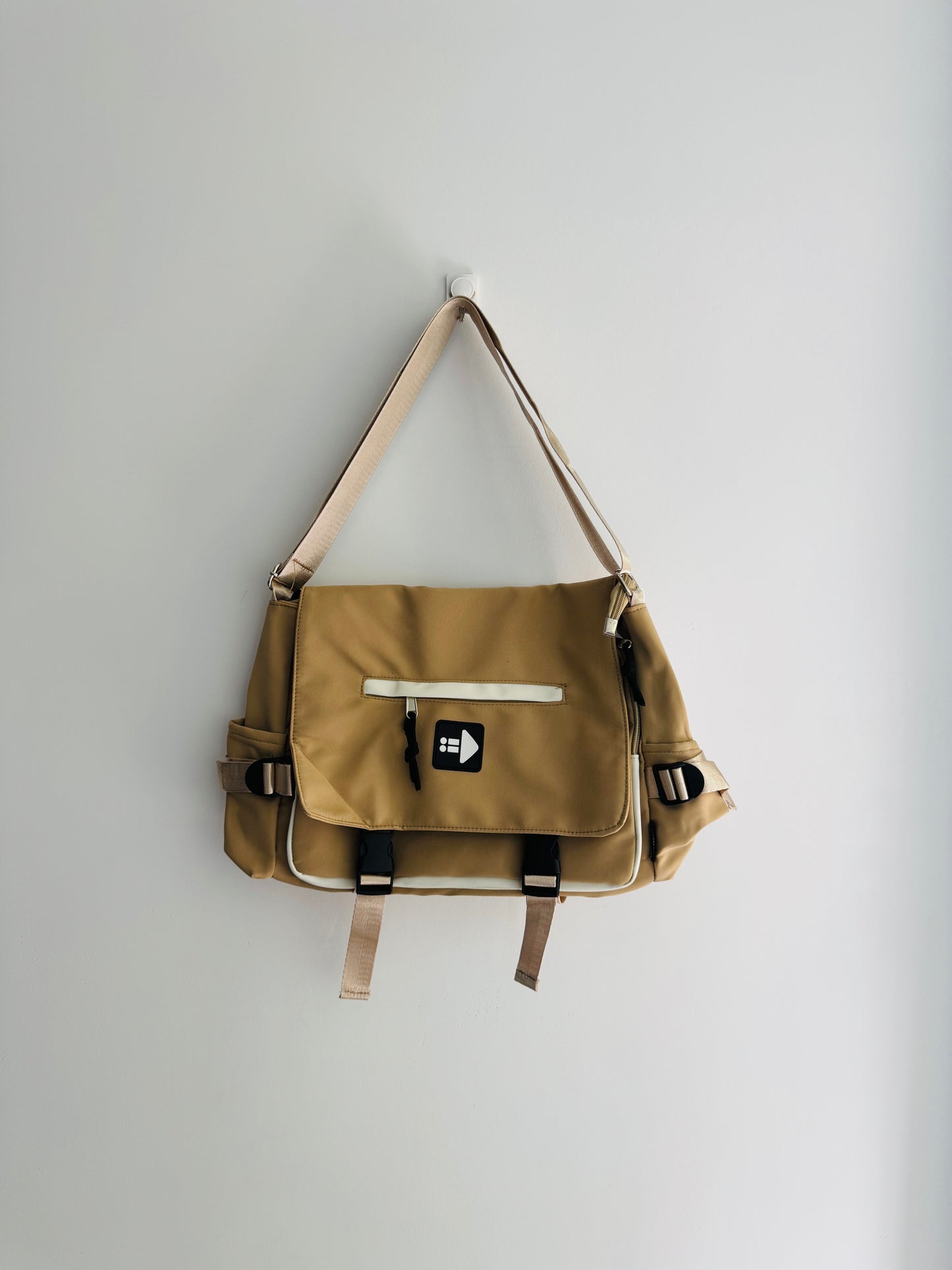 IMPORTED CROSSBODY BAG 2d1-C7
