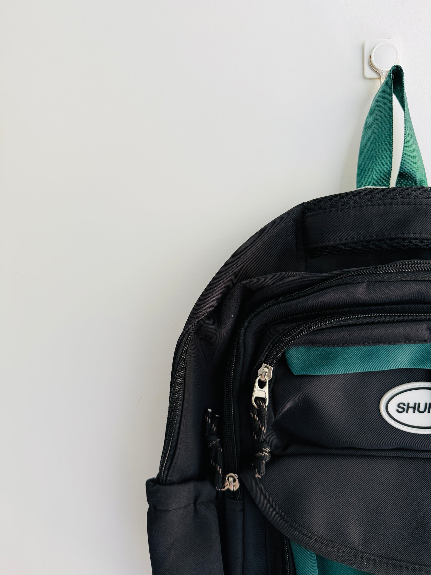 IMPORTED BACKPACK 6g8-a6