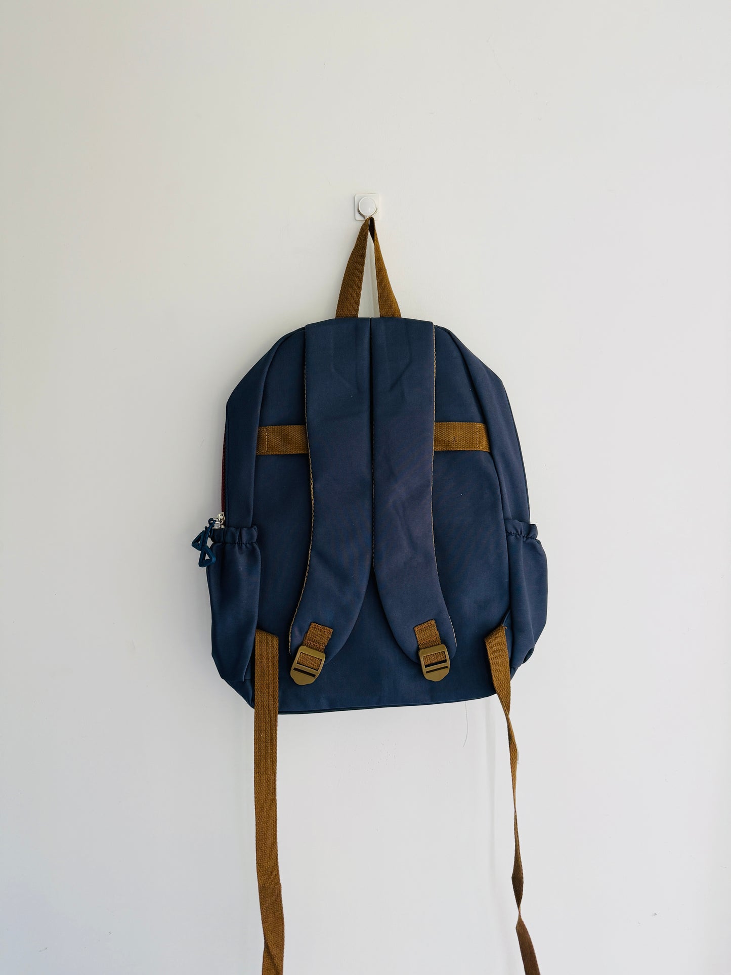 IMPORTED BACKPACK 3K3-I16