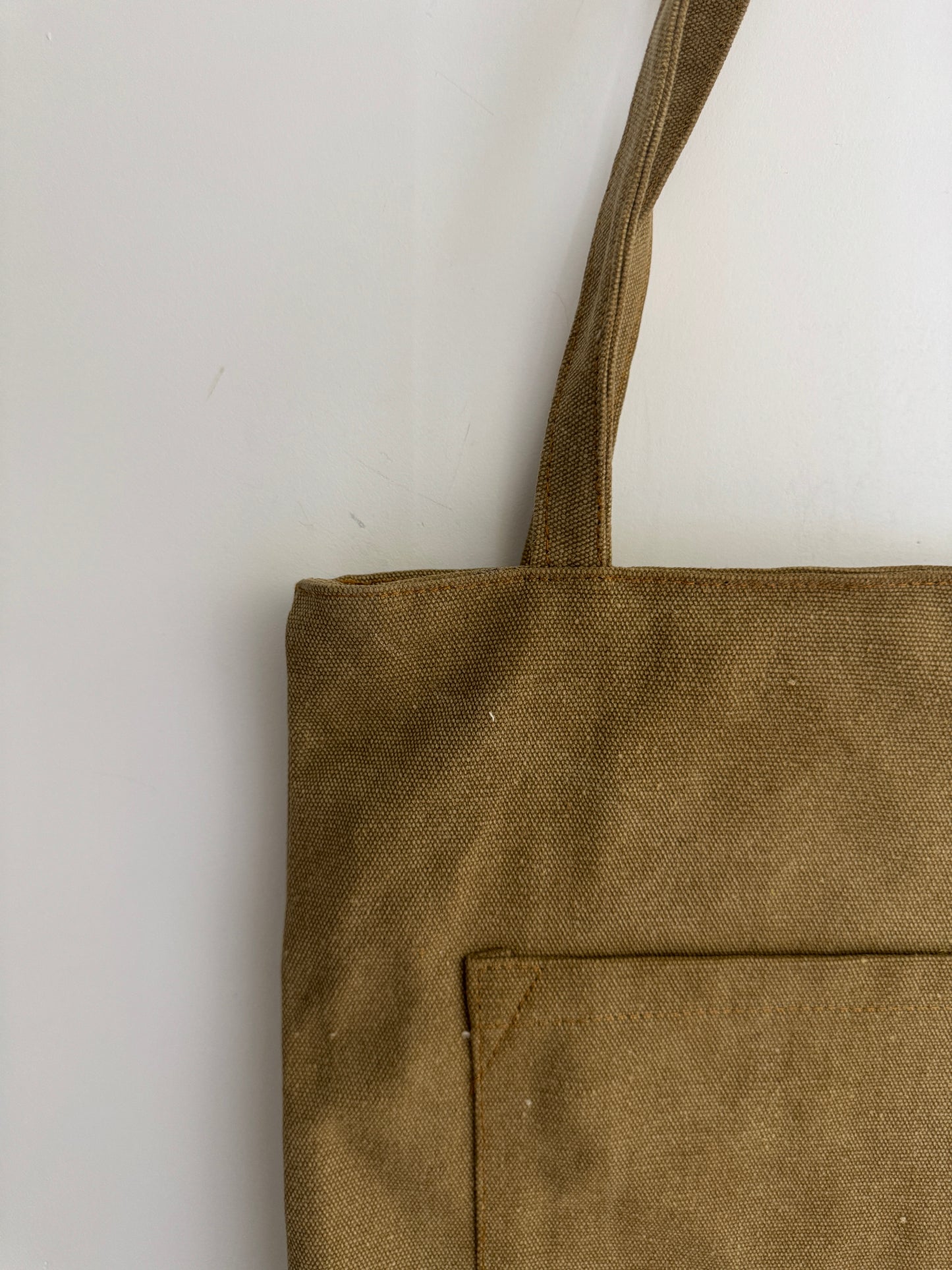 IMPORTED TOTEBAG 54