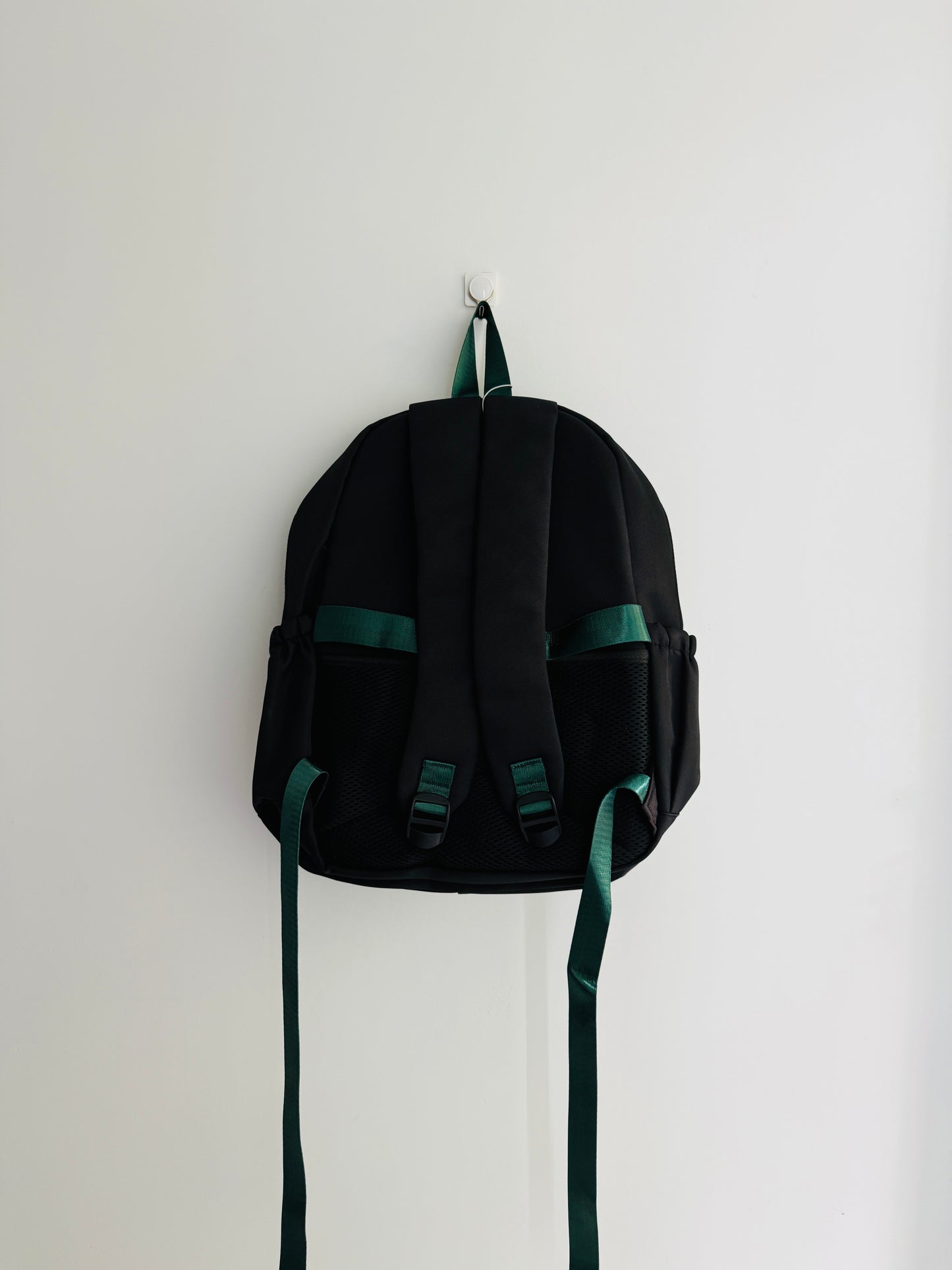 IMPORTED BACKPACK 6g8-a6