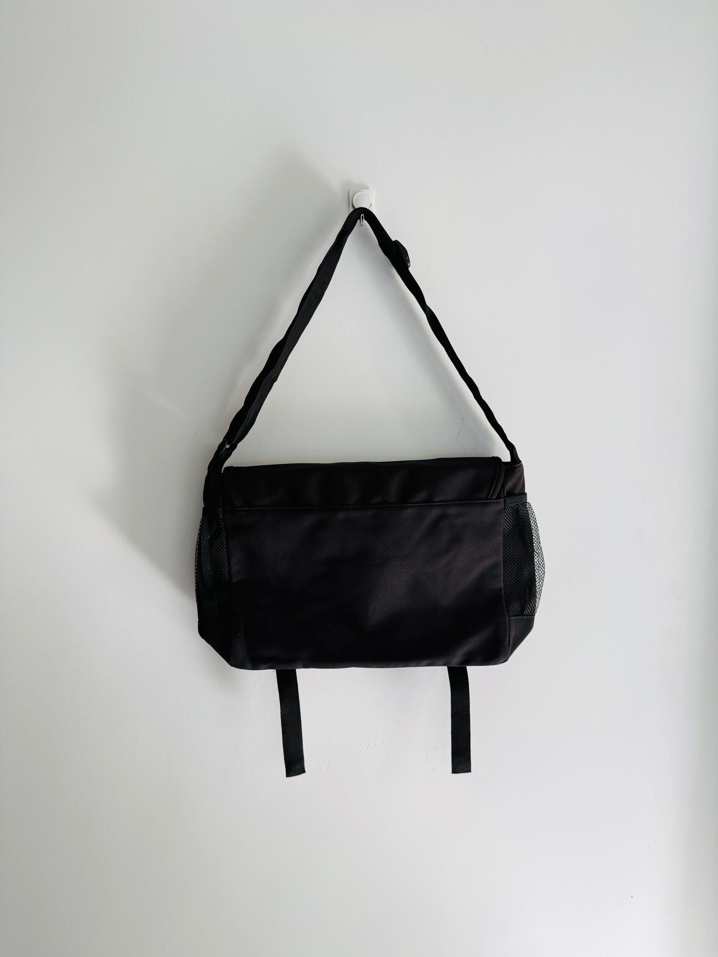 IMPORTED CROSSBODY BAG 2h9-g3