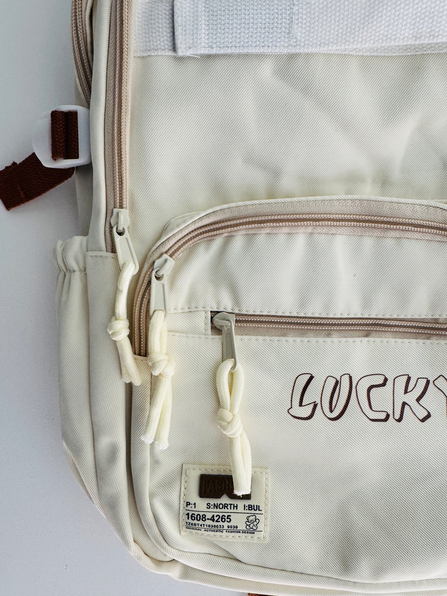 IMPORTED BACKPACK 7b8-B8