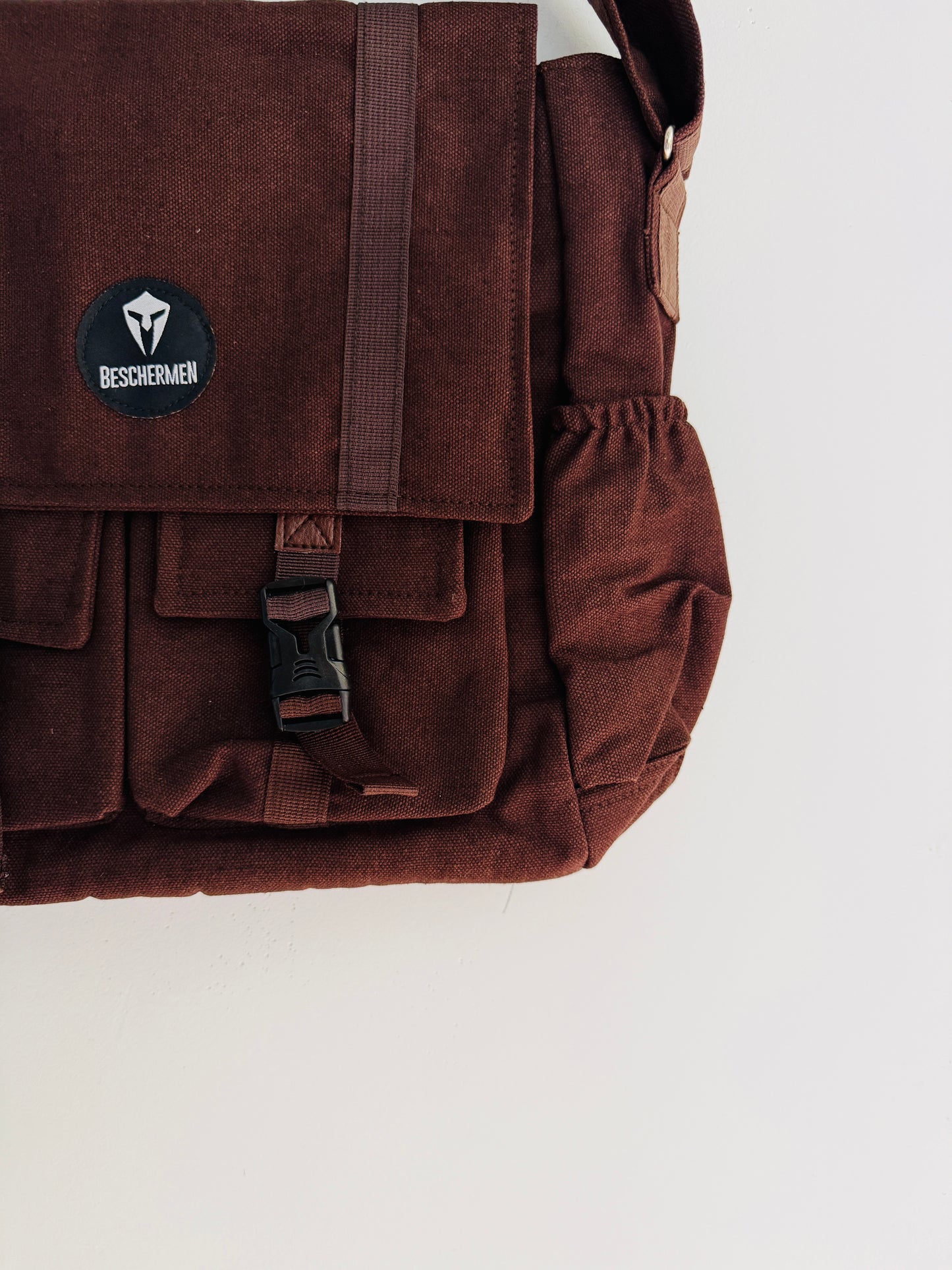 CROSSBODY BAG 0J6-M11