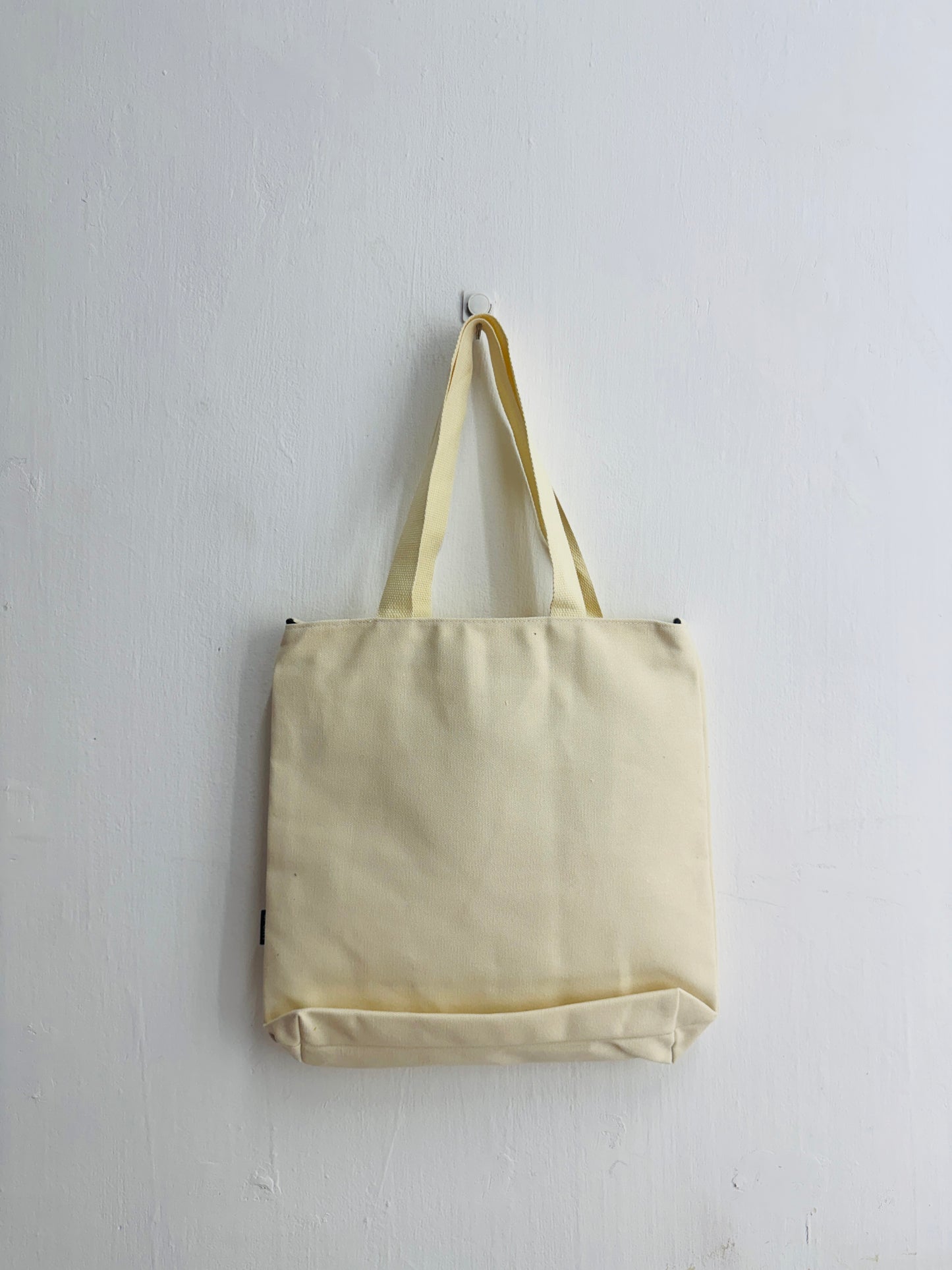 IMPORTED TOTEBAG 436-j17