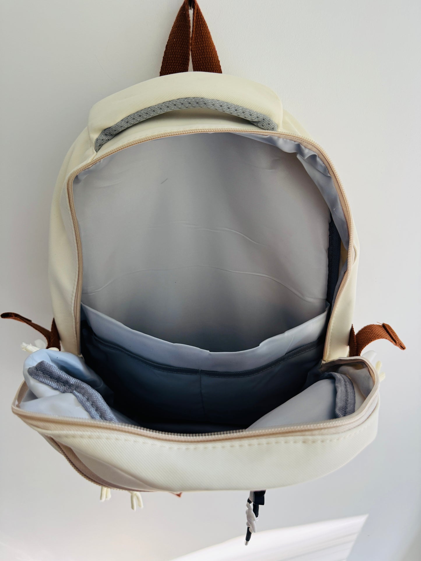 IMPORTED BACKPACK 7b8-B8