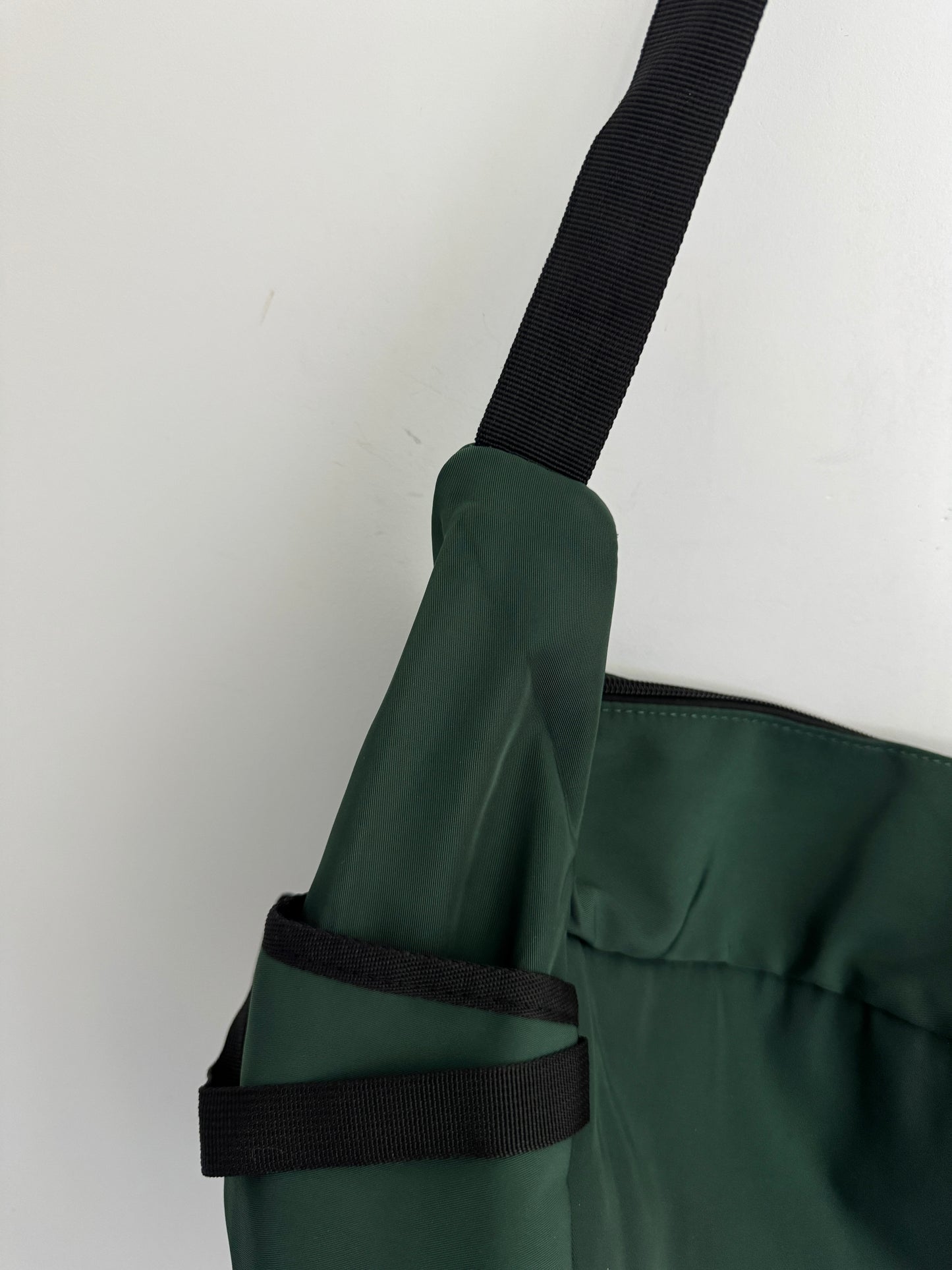 IMPORTED CROSSBODY BAG 7f8-I14