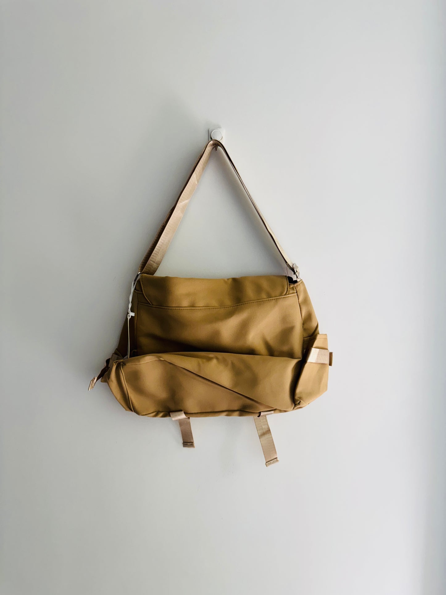IMPORTED CROSSBODY BAG 2d1-C7