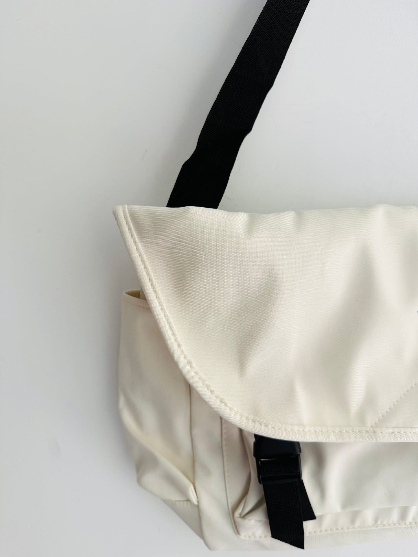 IMPORTED CROSSBODY BAG 2I3-I15