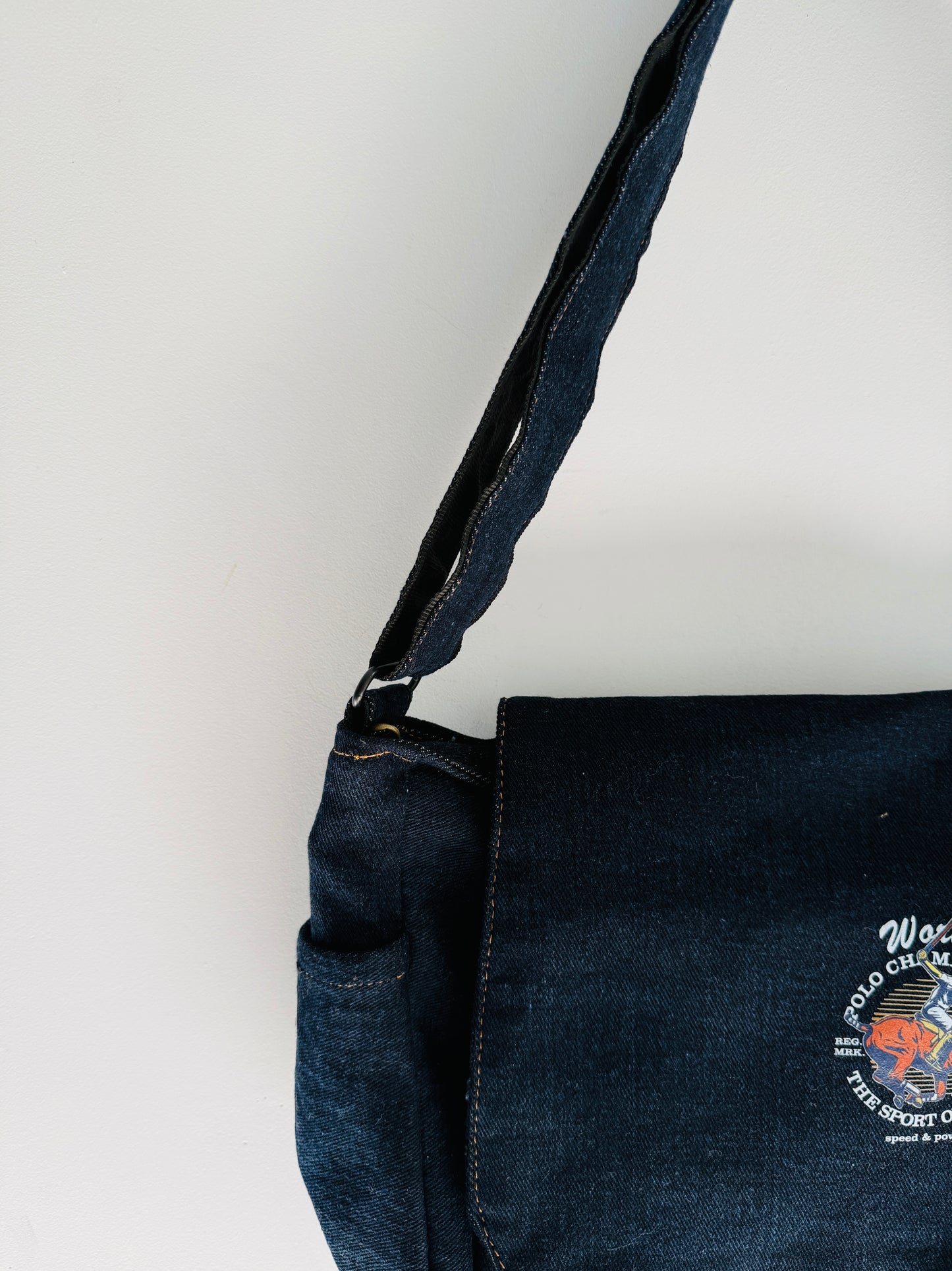 CROSSBODY BAG 8I7-G2