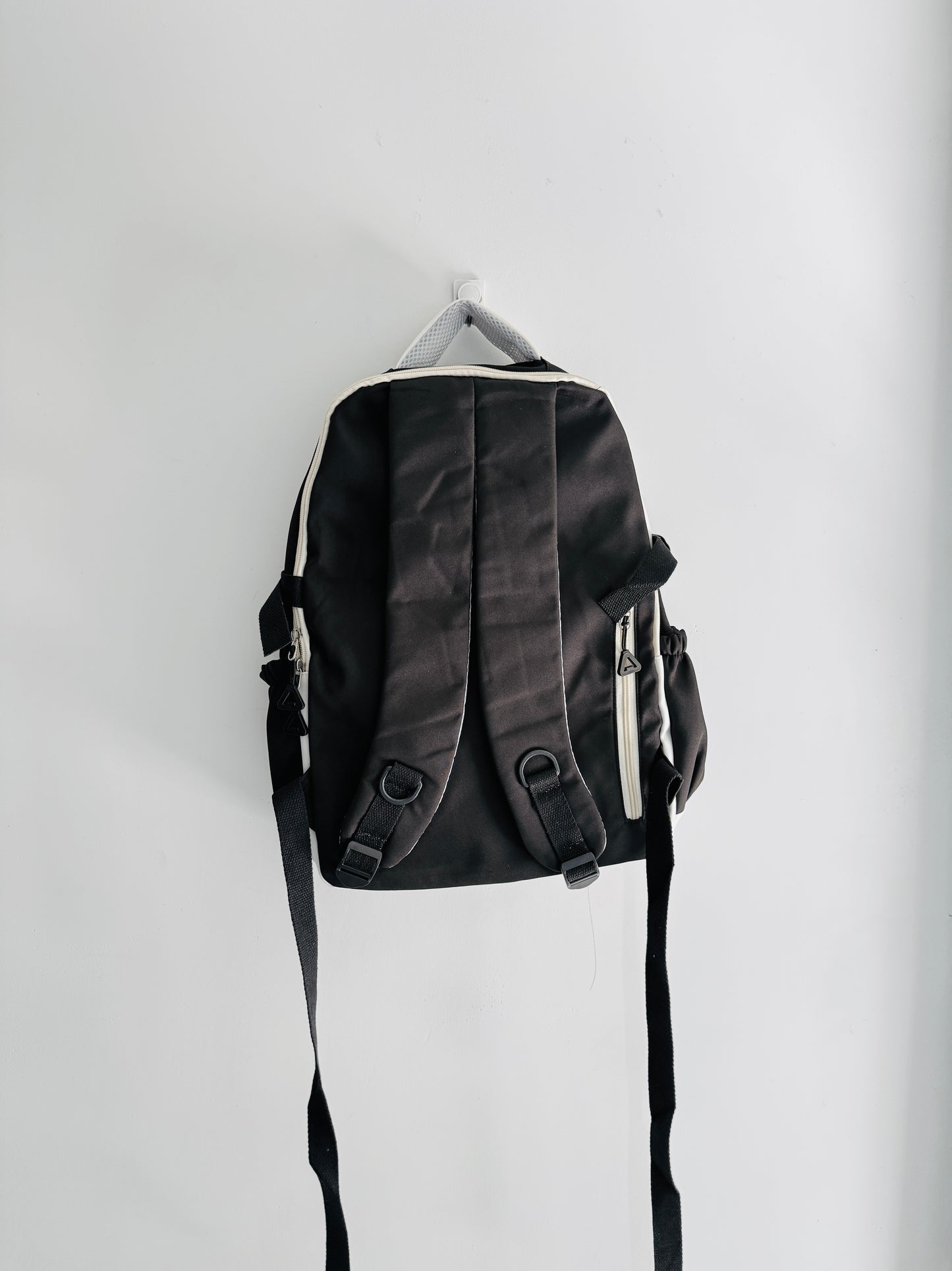 IMPORTED BACKPACK 8O4-E1
