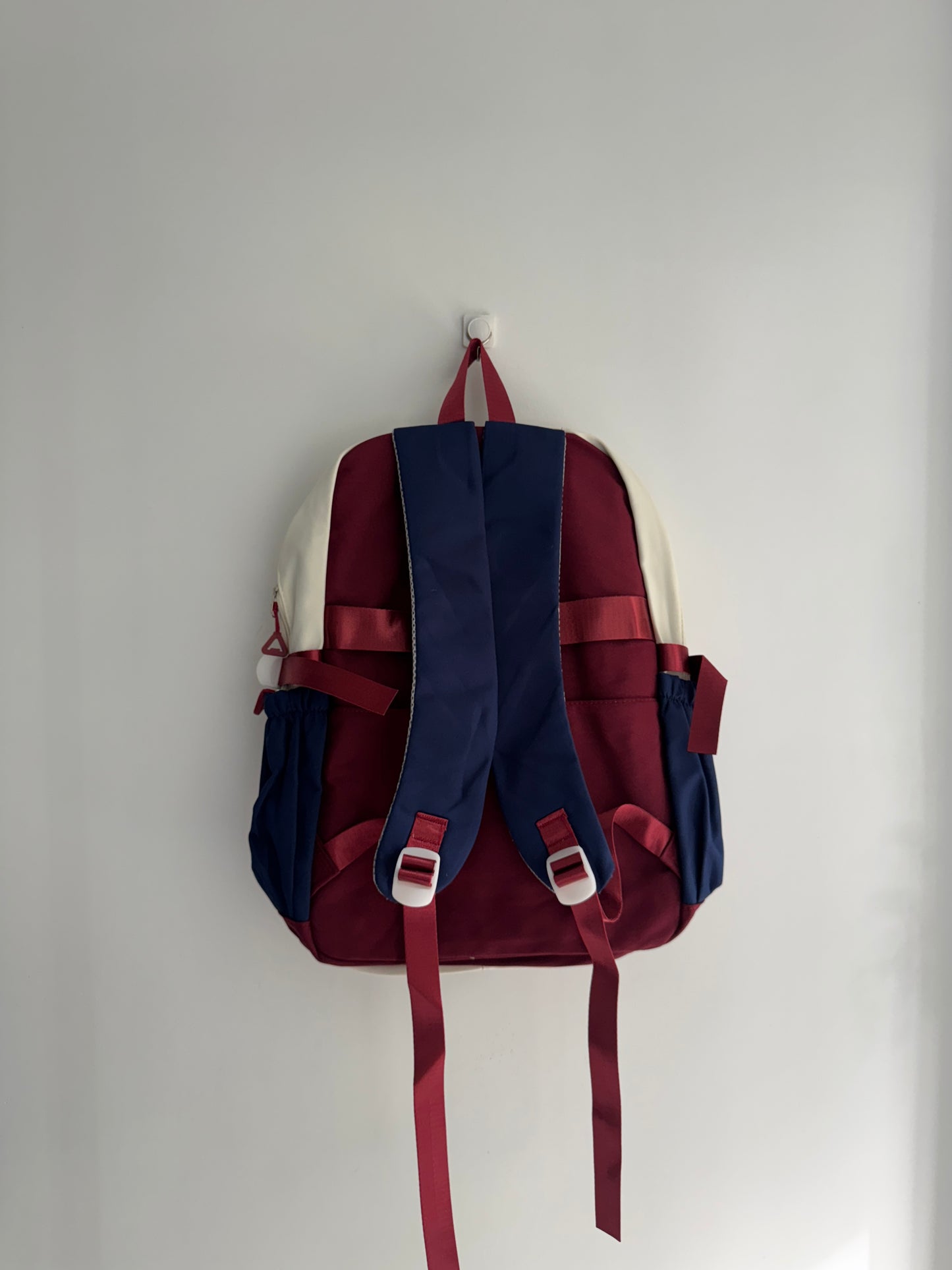 IMPORTED BACKPACK 1e8-c16