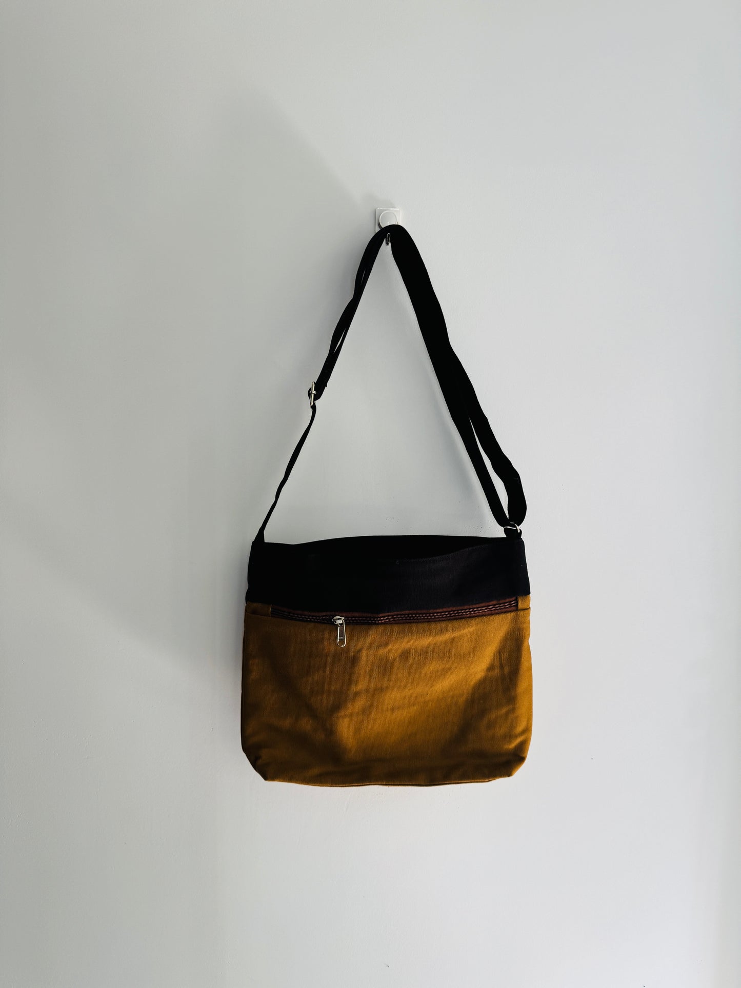 CROSSBODY BAG 8a0-i8