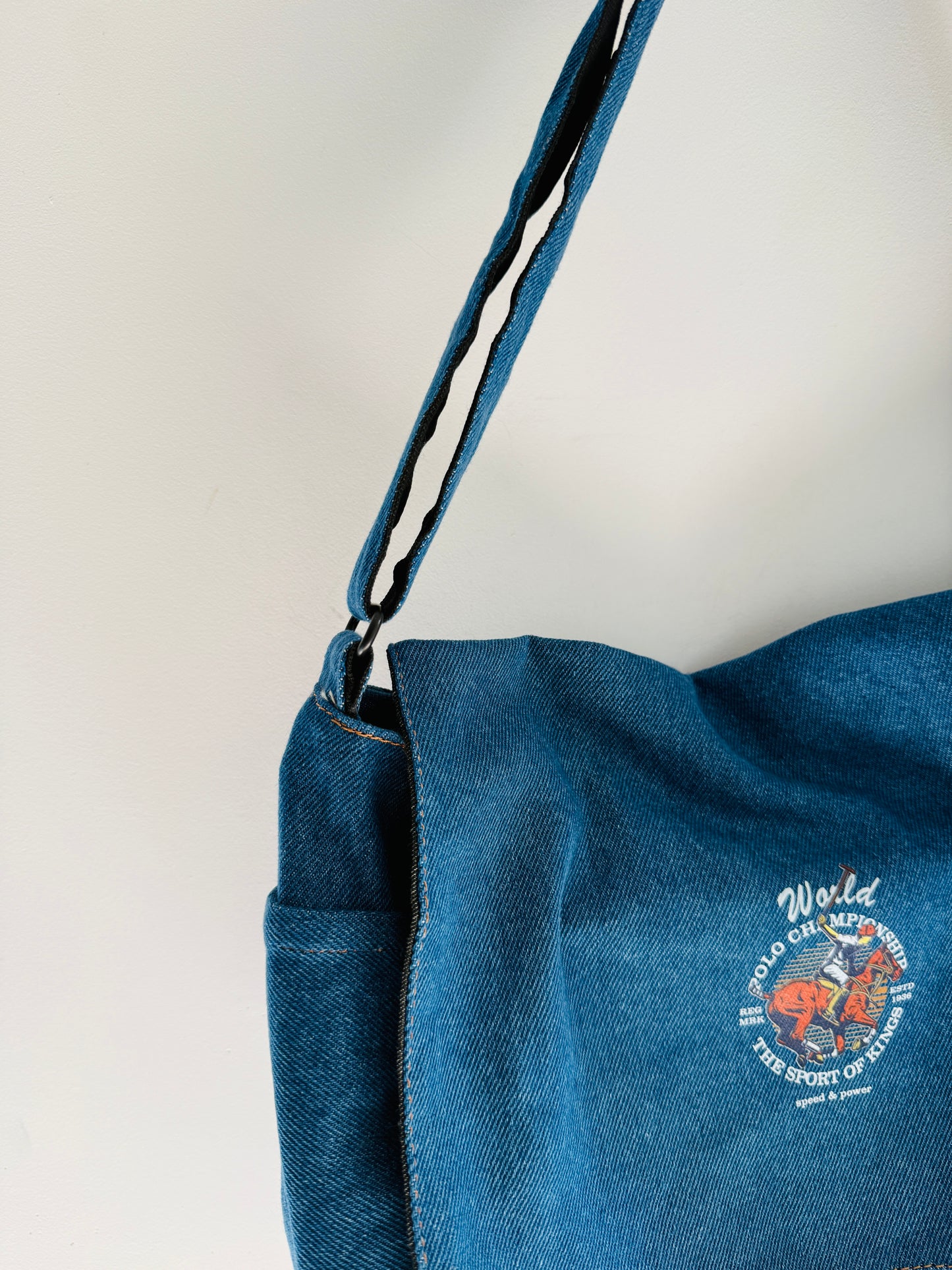 CROSSBODY BAG 8I8-G2