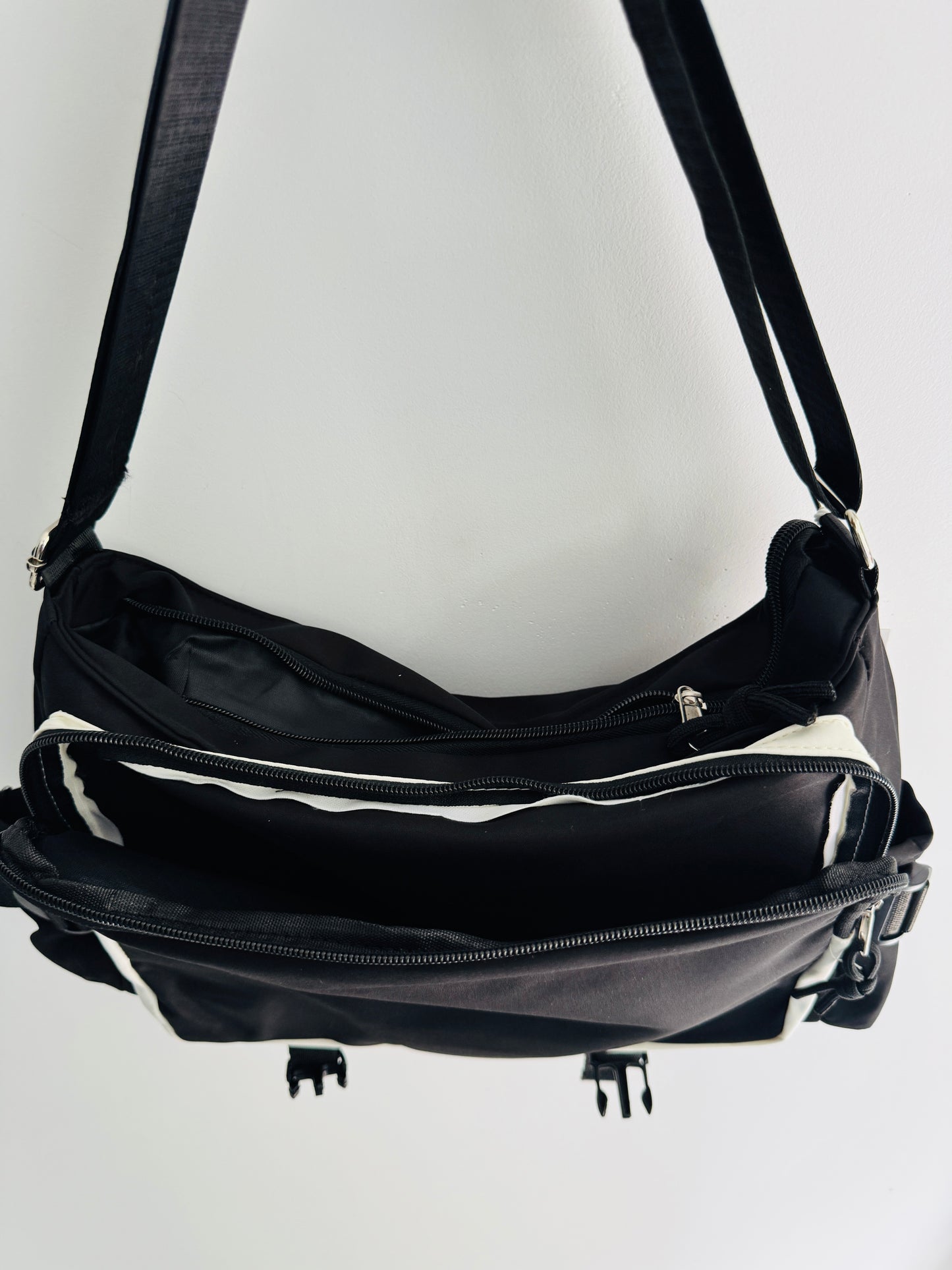 IMPORTED CROSSBODY BAG 2d2-C7