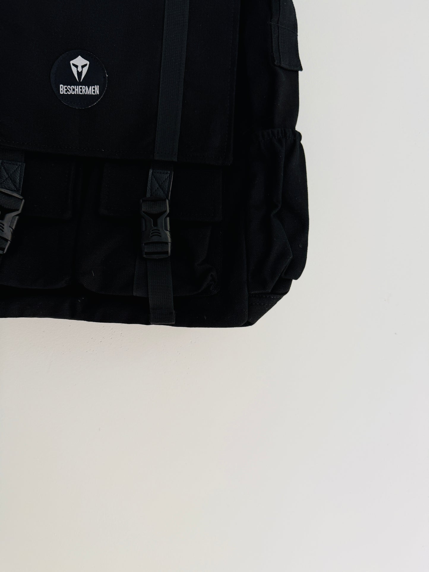 CROSSBODY BAG 0J5-M11