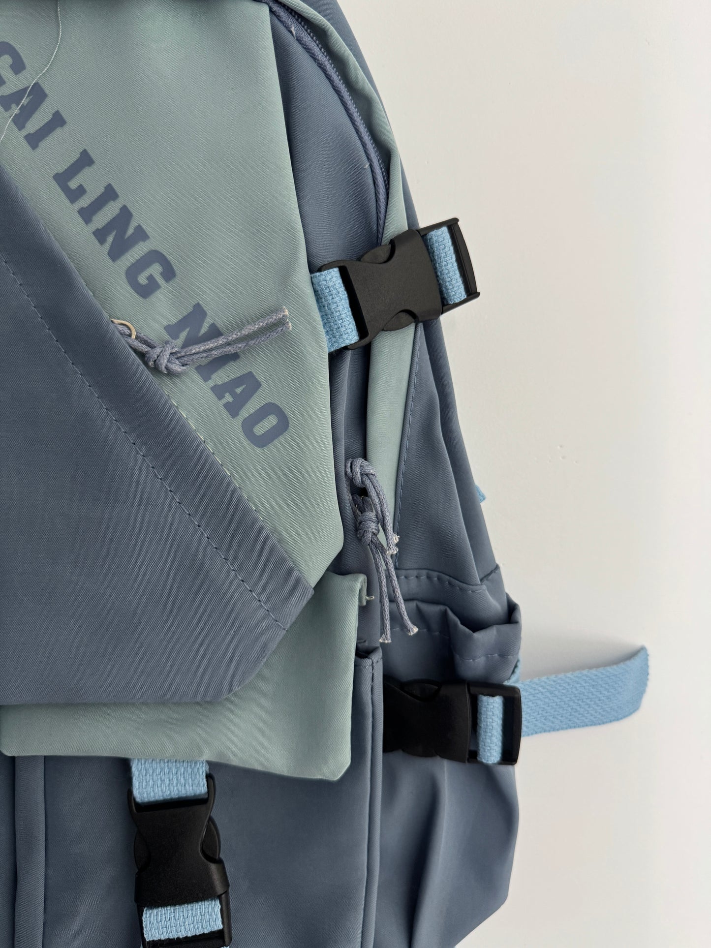 IMPORTED BACKPACK 1f4-H16