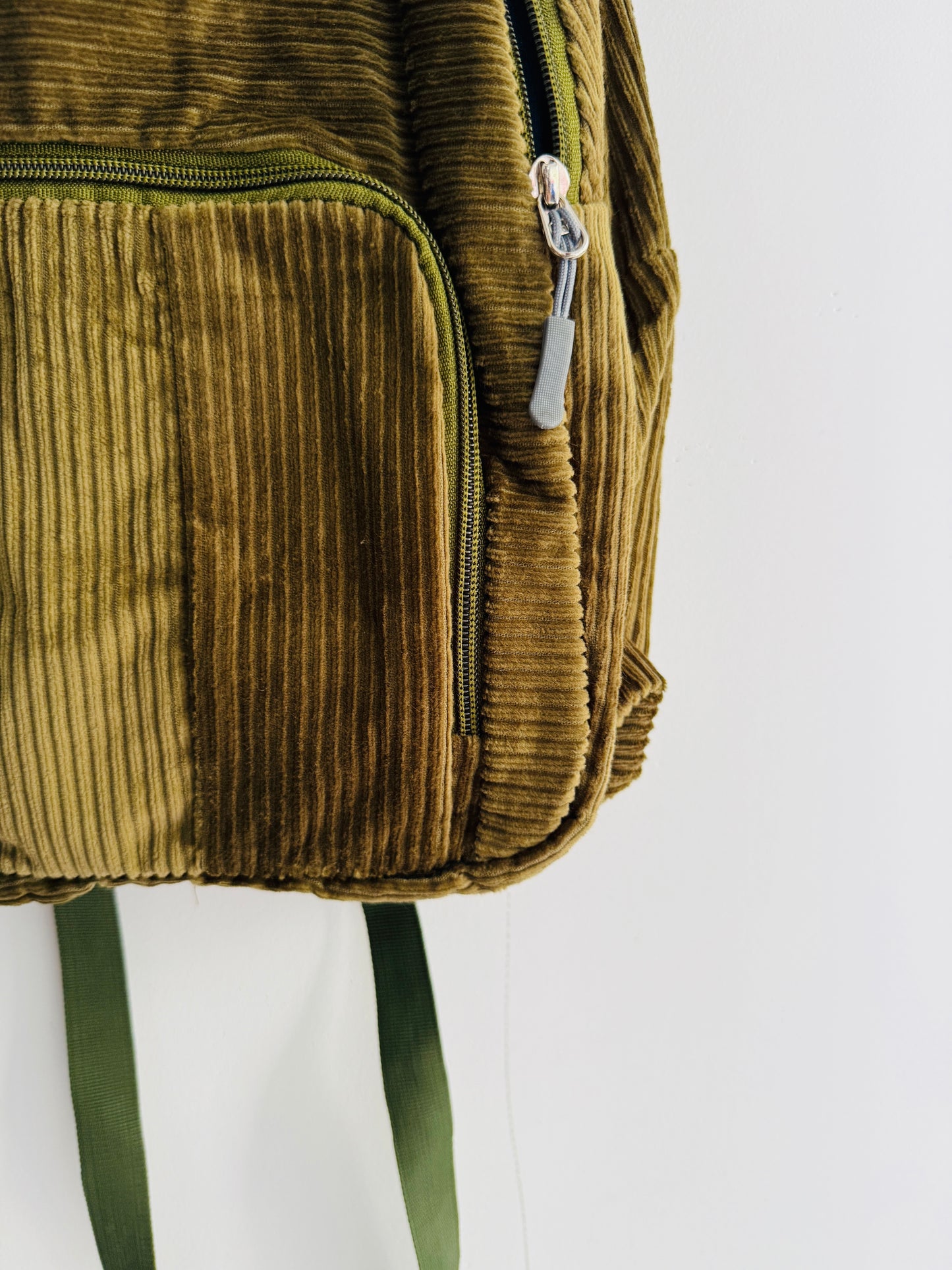 BACKPACK 8g0-c4