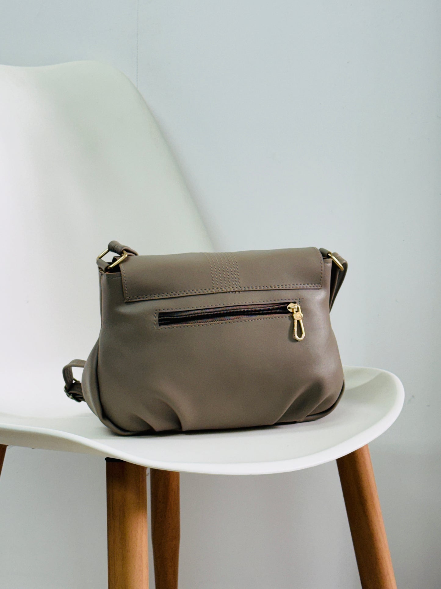 SLING BAG 9I3
