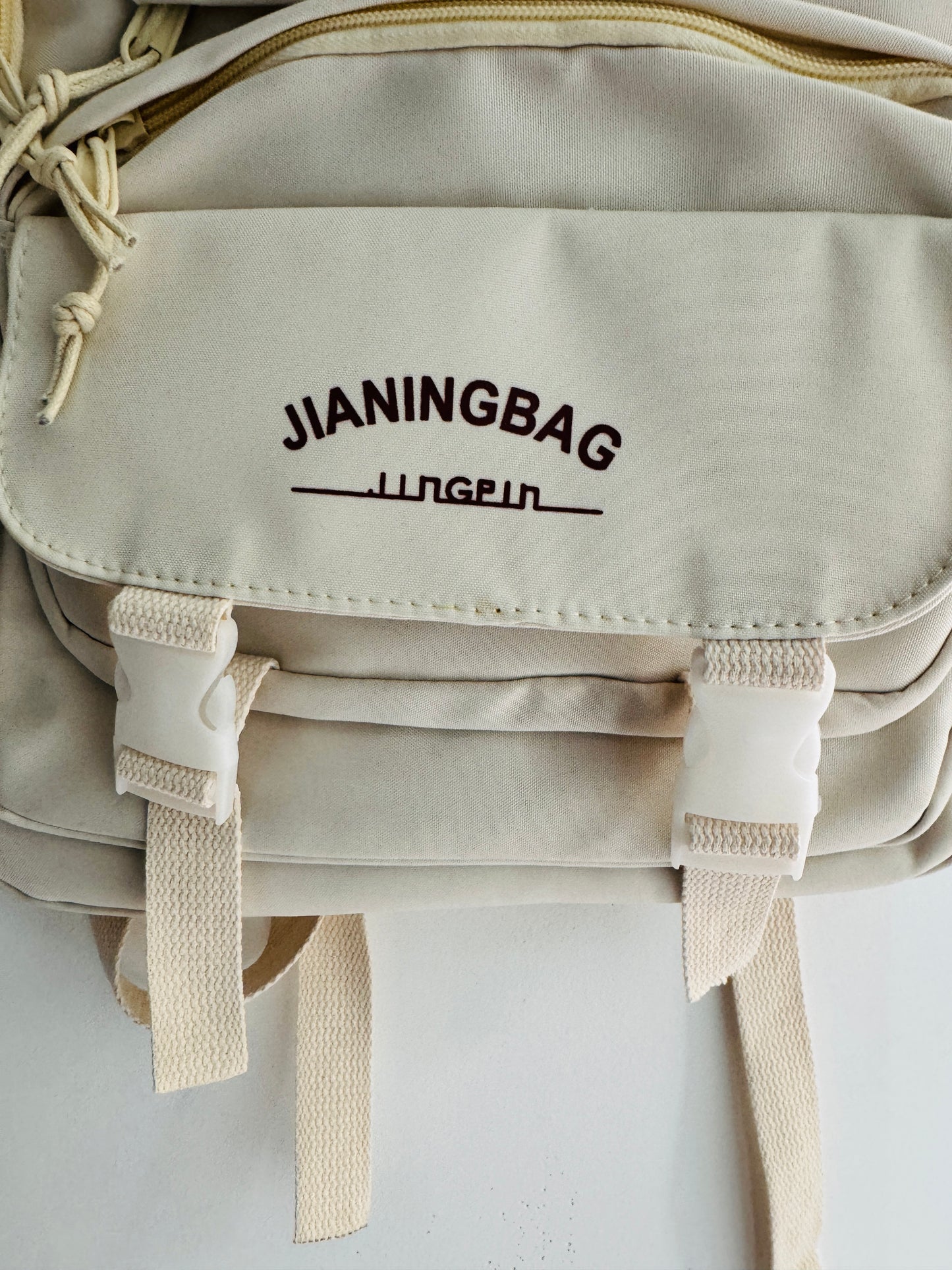IMPORTED BACKPACK 3c1-a8