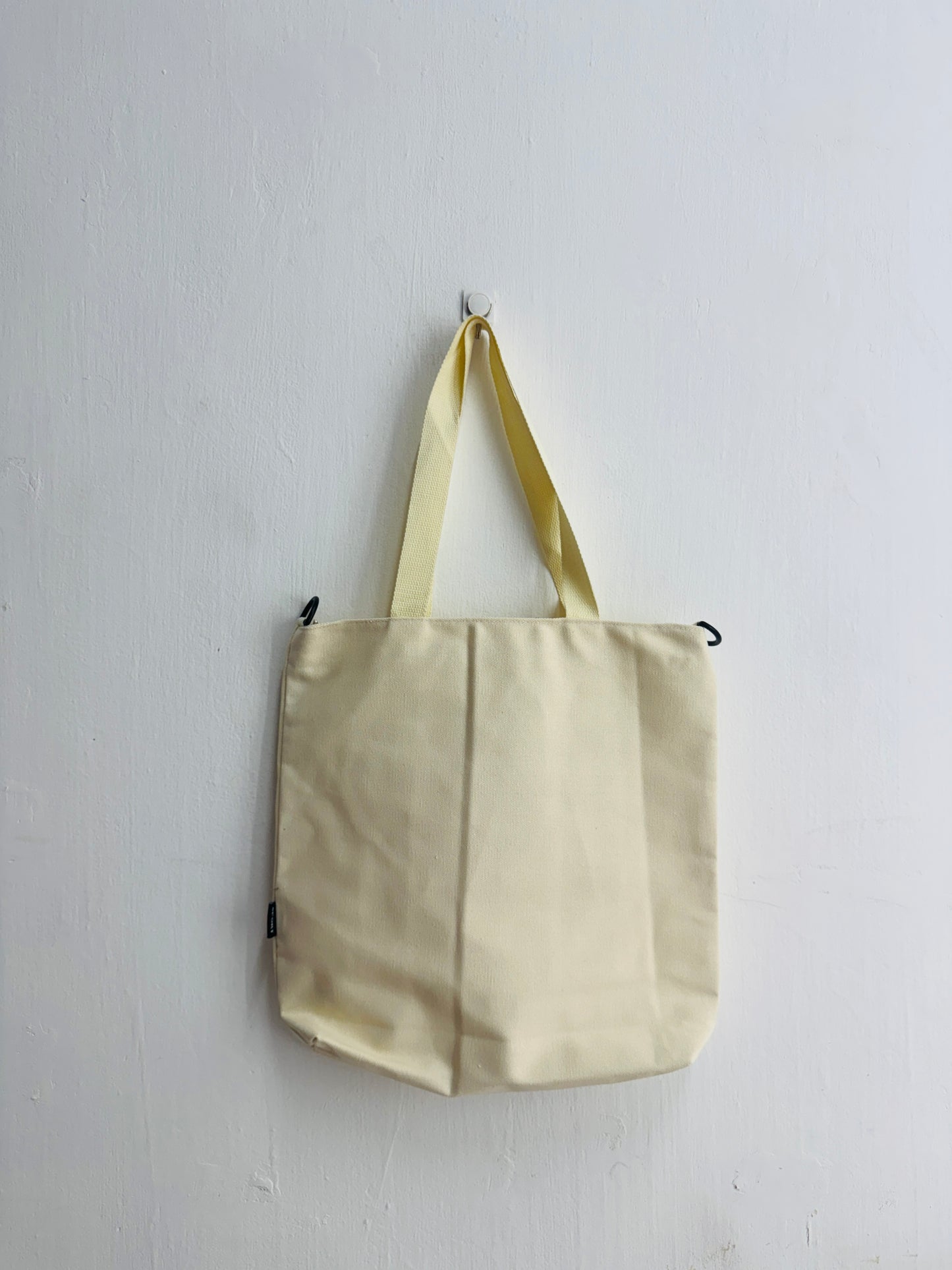 IMPORTED TOTEBAG 441