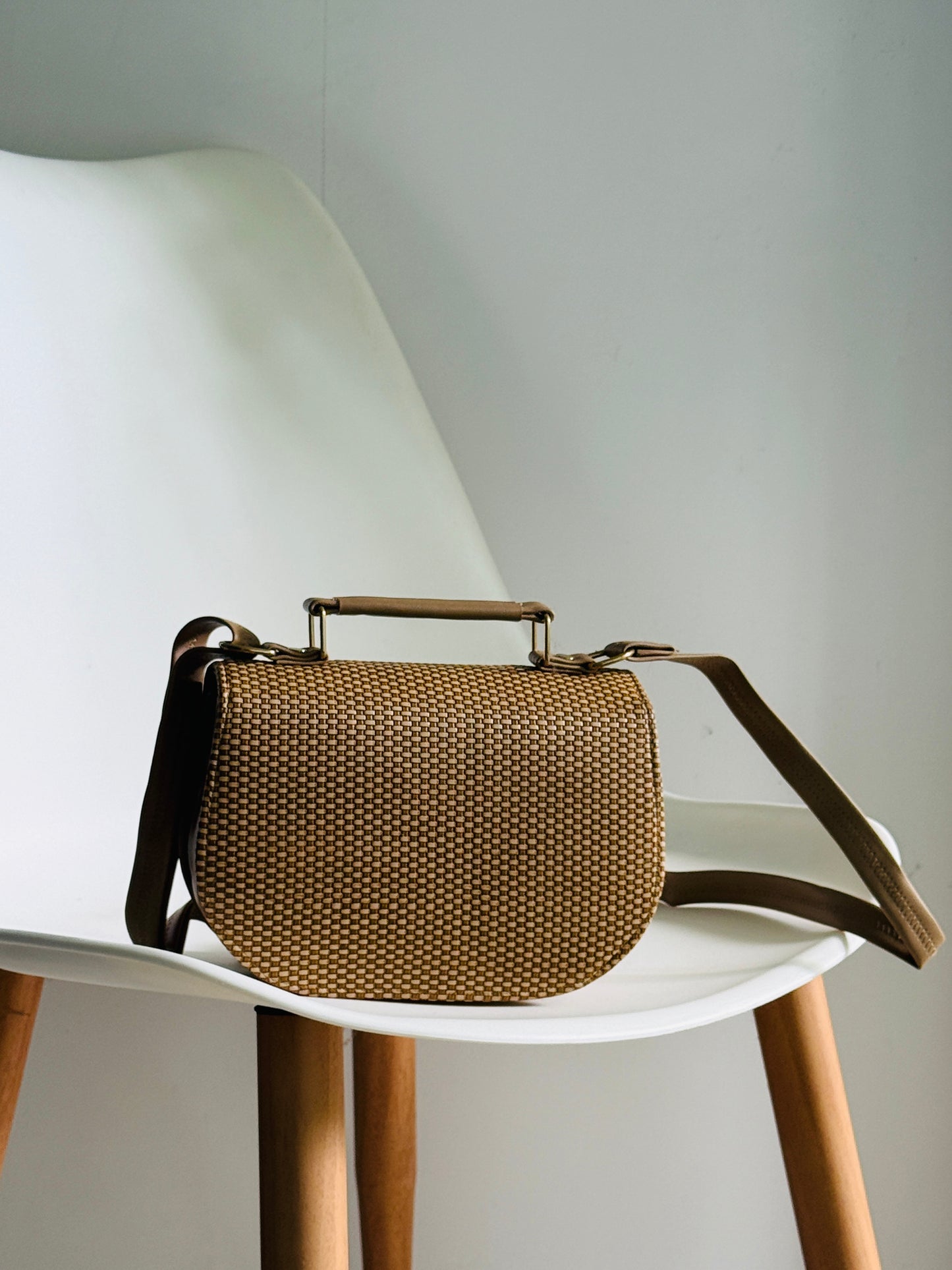 SLING BAG 0J1