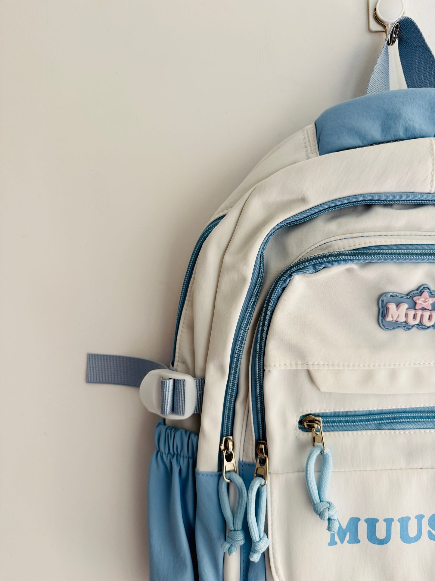 IMPORTED BACKPACK 1I2-I16