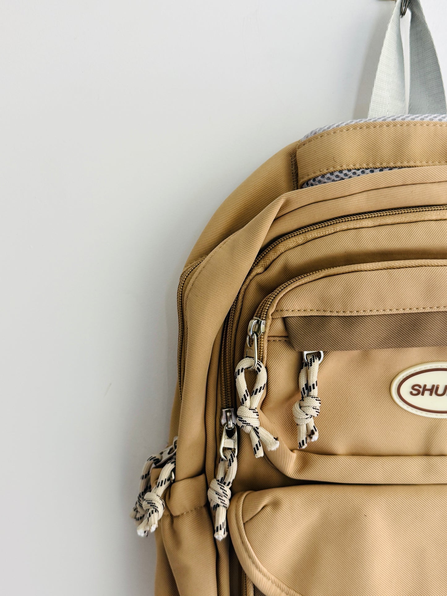 IMPORTED BACKPACK 7h9-A6