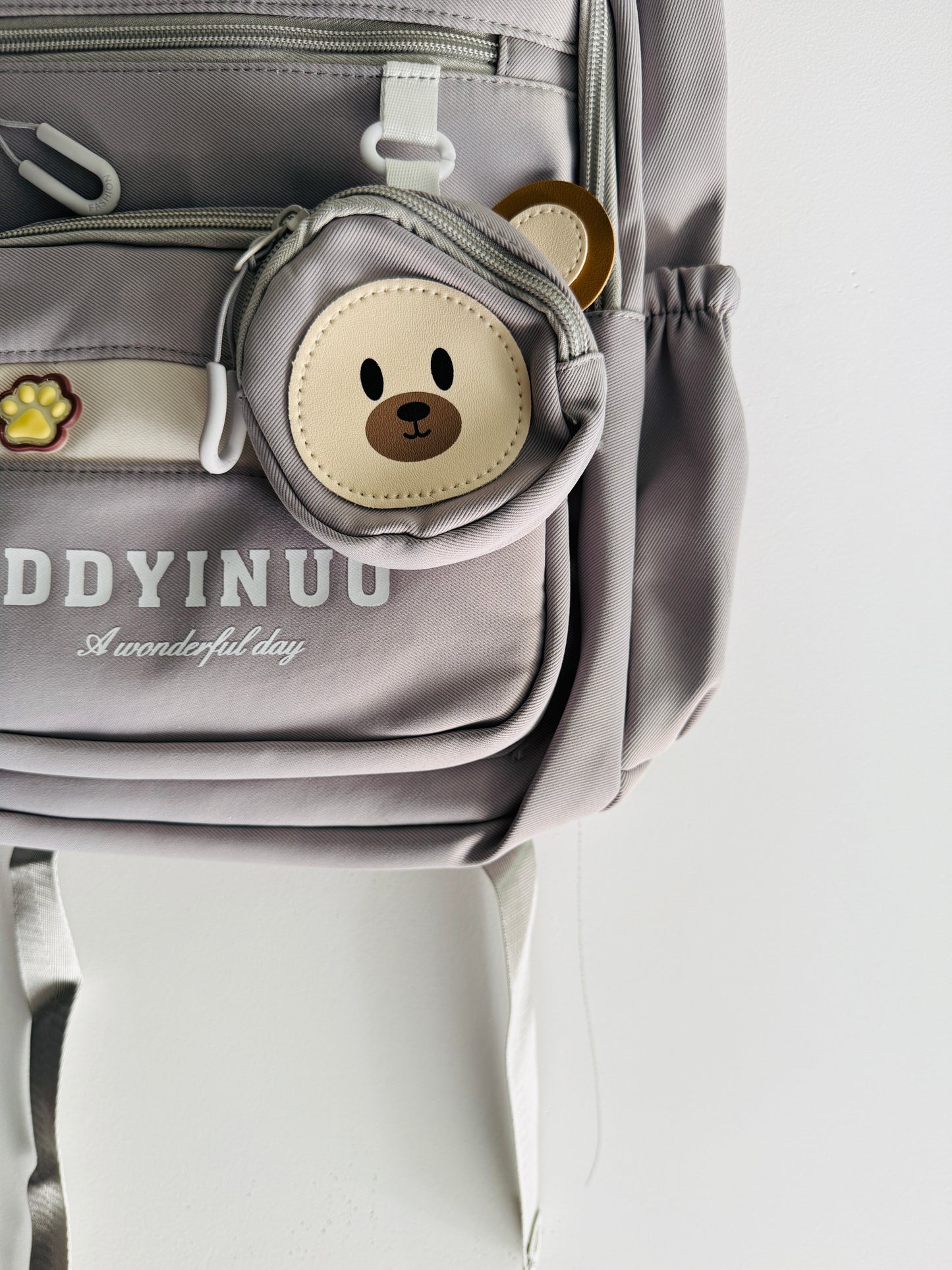 IMPORTED BACKPACK 3h9-b9