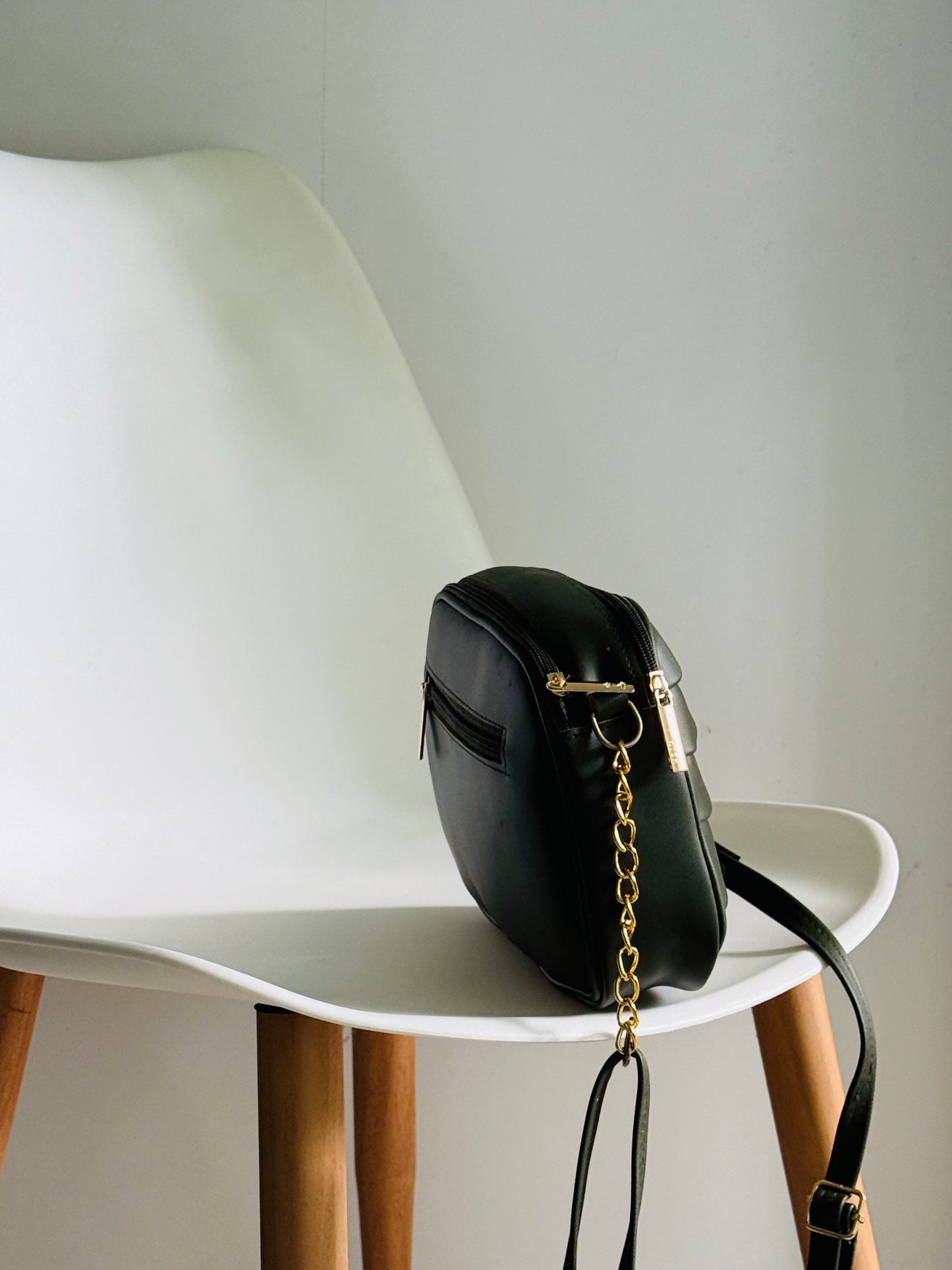 SLING BAG 0J0