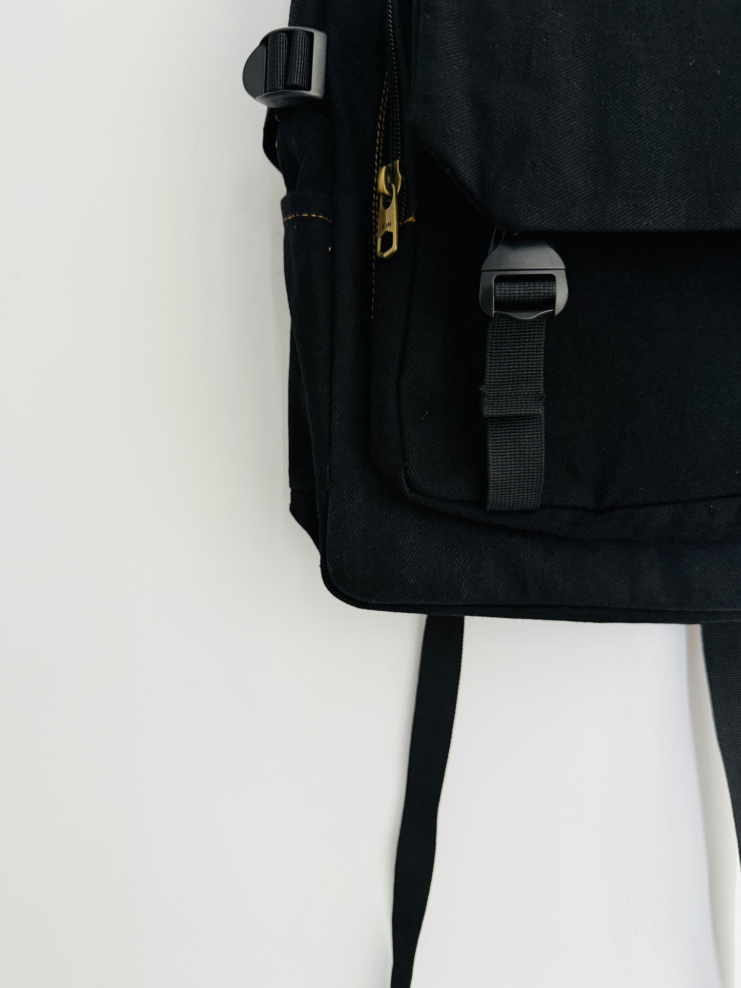 BACKPACK 0I9-J8