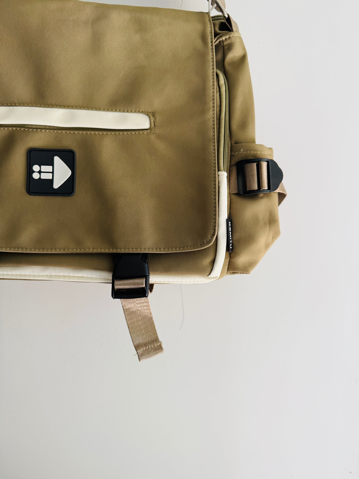 IMPORTED CROSSBODY BAG 9h2-C7