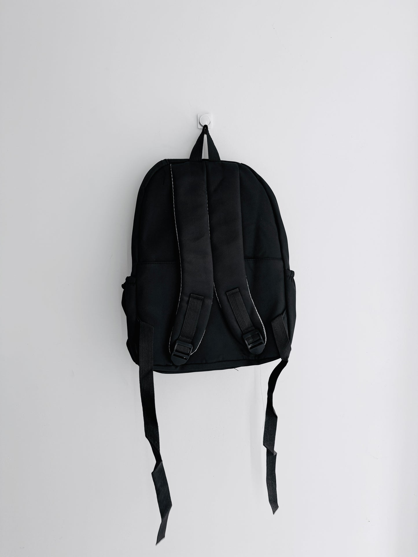 IMPORTED BACKPACK 8I2-H18