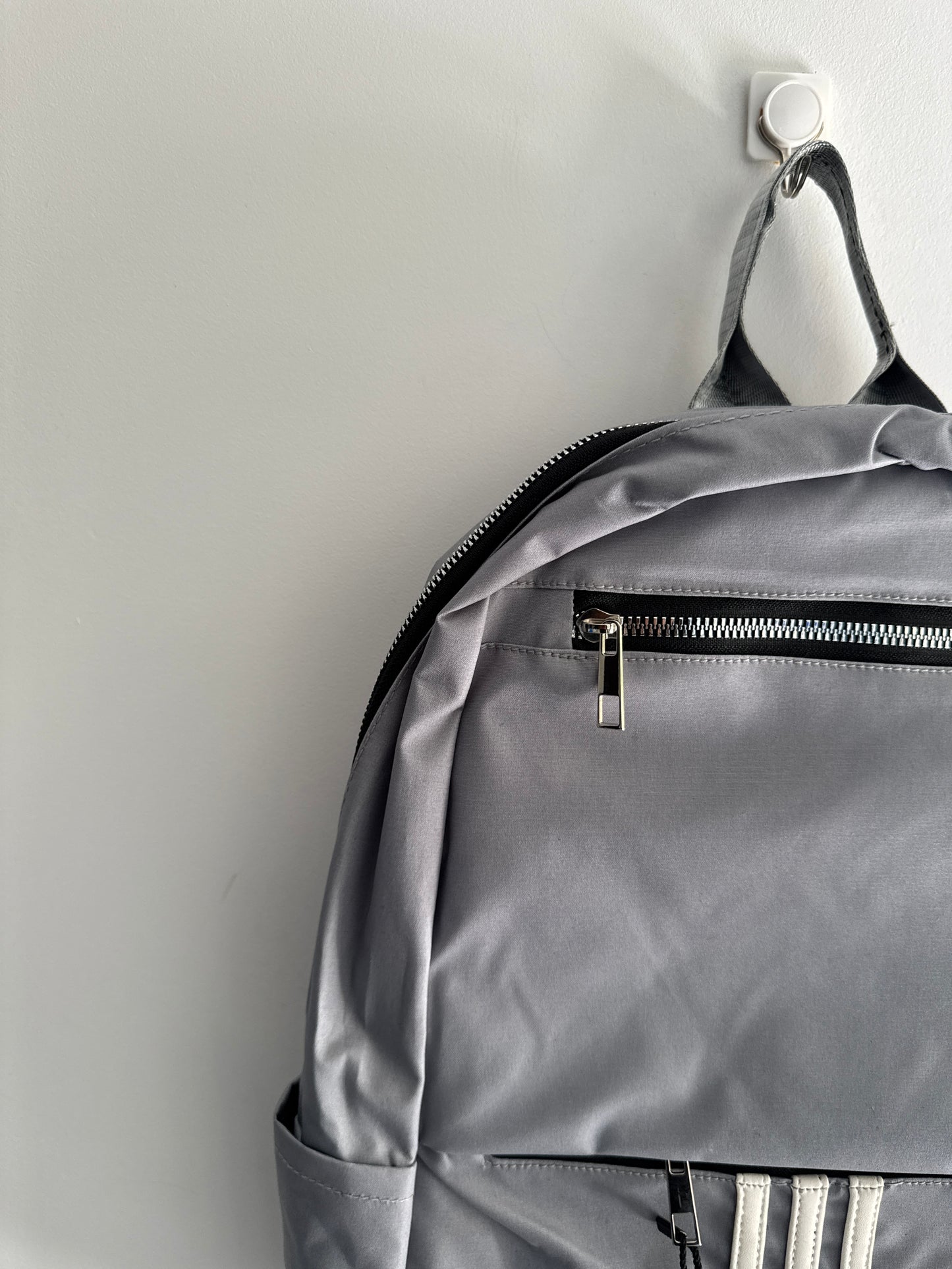 IMPORTED BACKPACK 9e8-e16