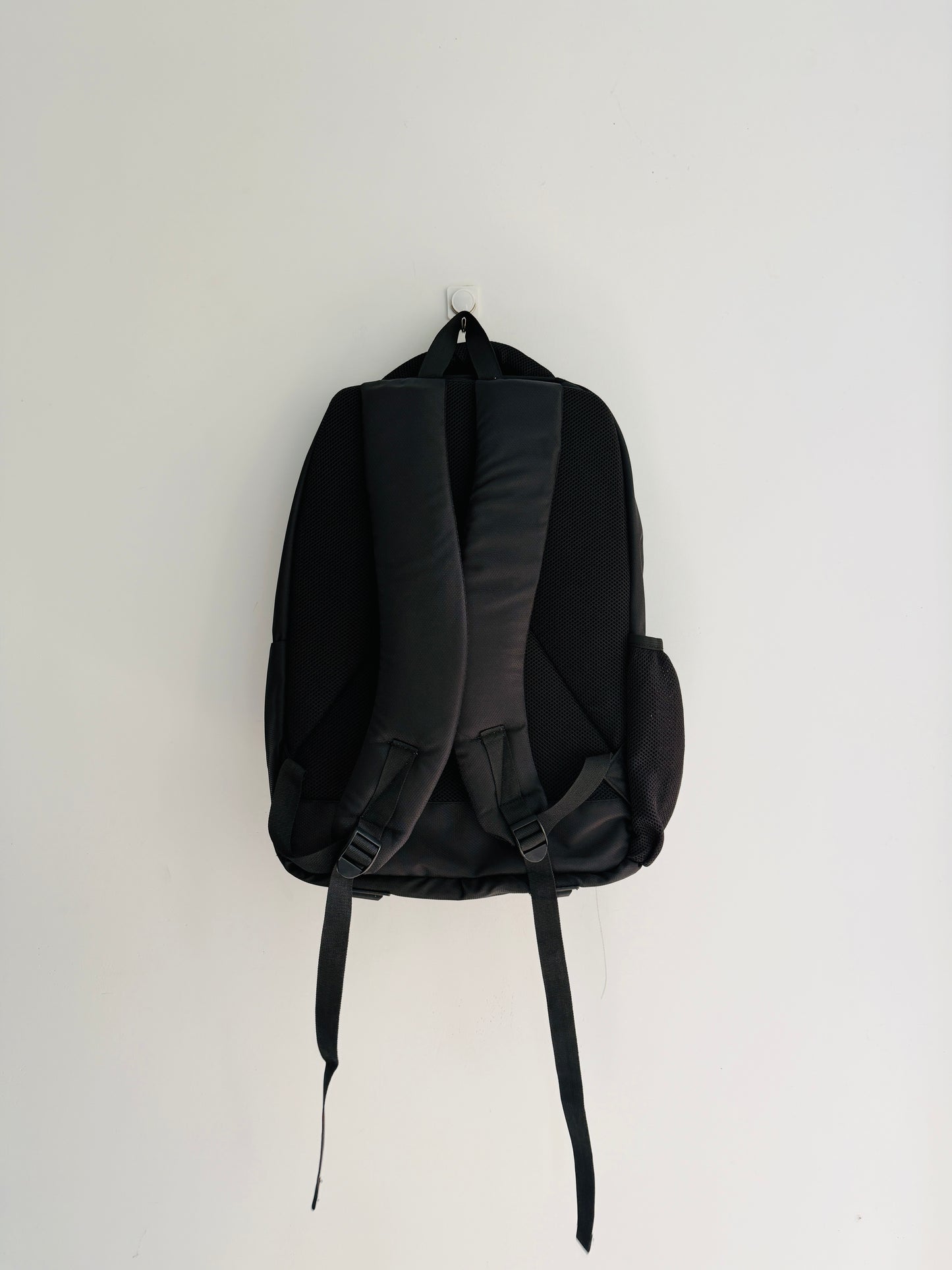 LAPTOP BACKPACK 6L1-F11