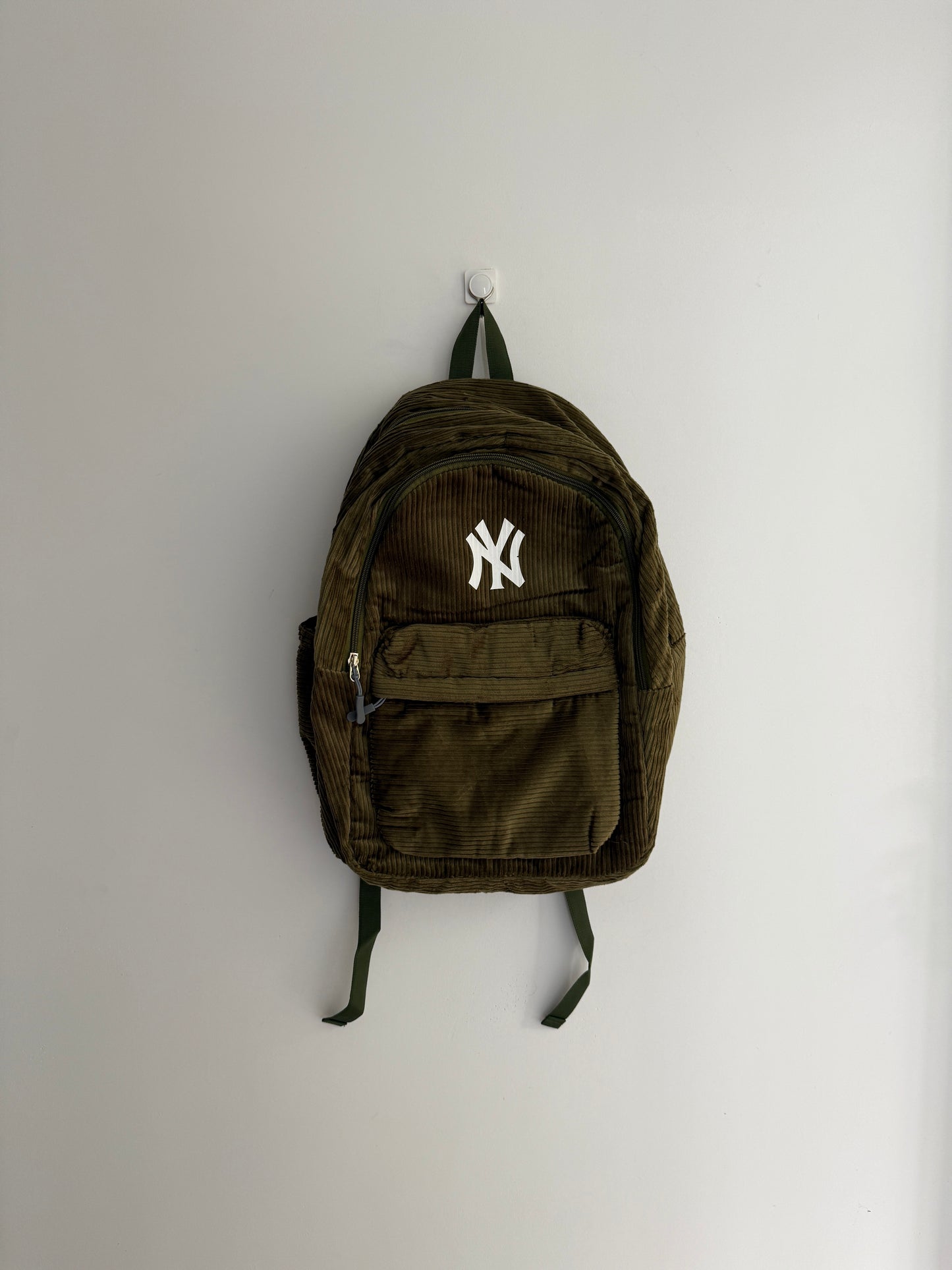 BACKPACK 3g9-b2