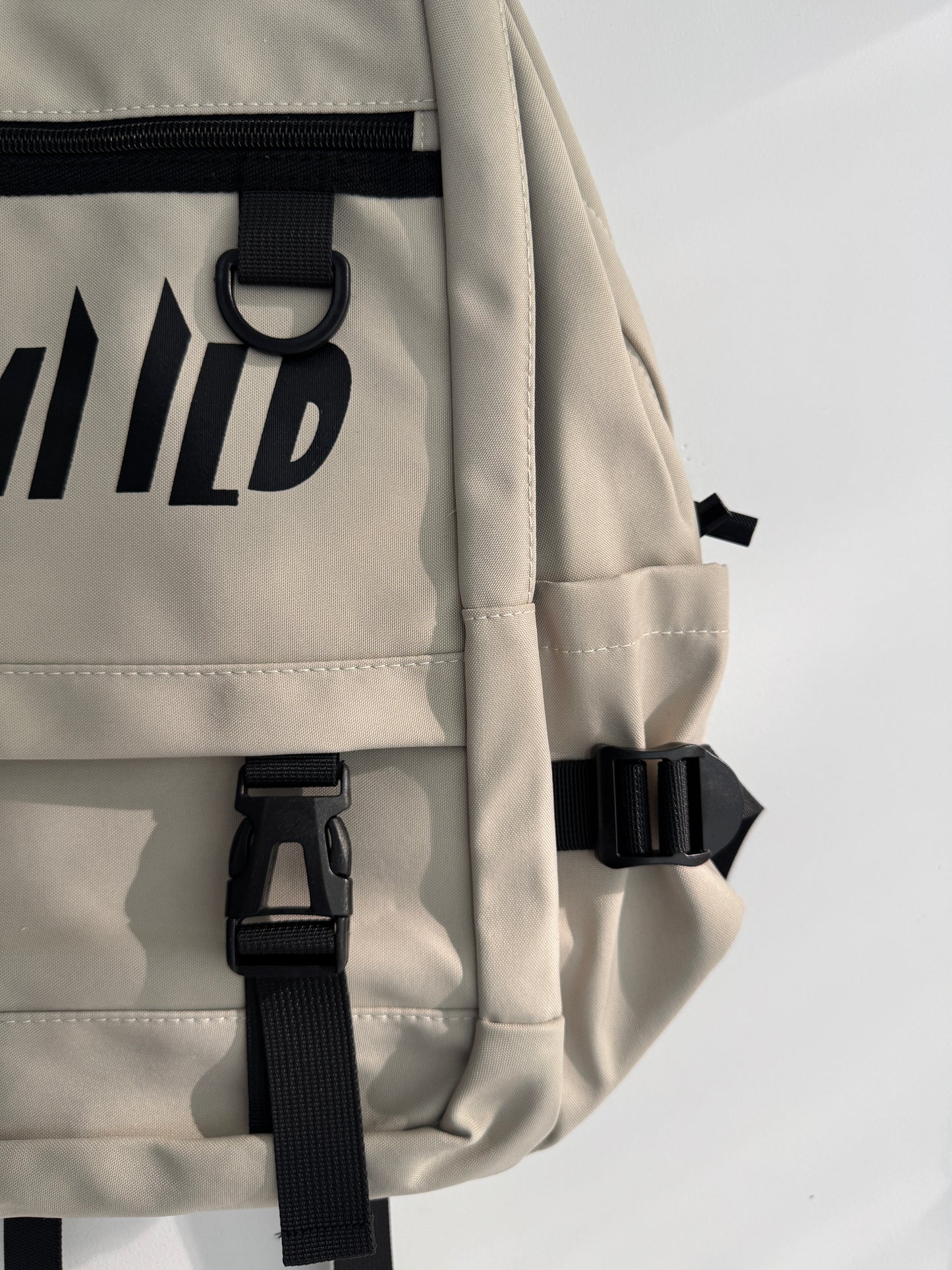 IMPORTED BACKPACK 7e1-I11