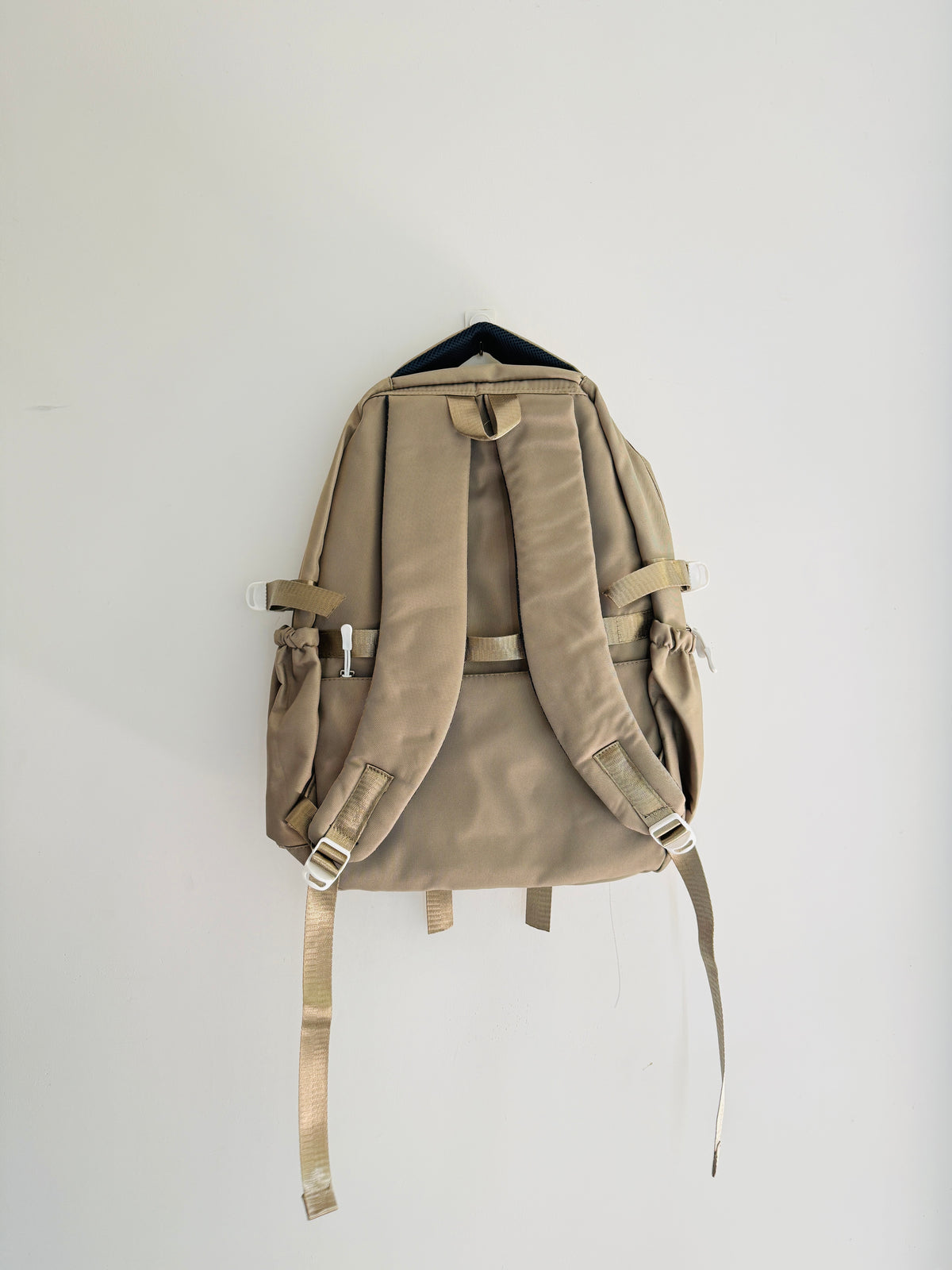 IMPORTED BACKPACK 2R7