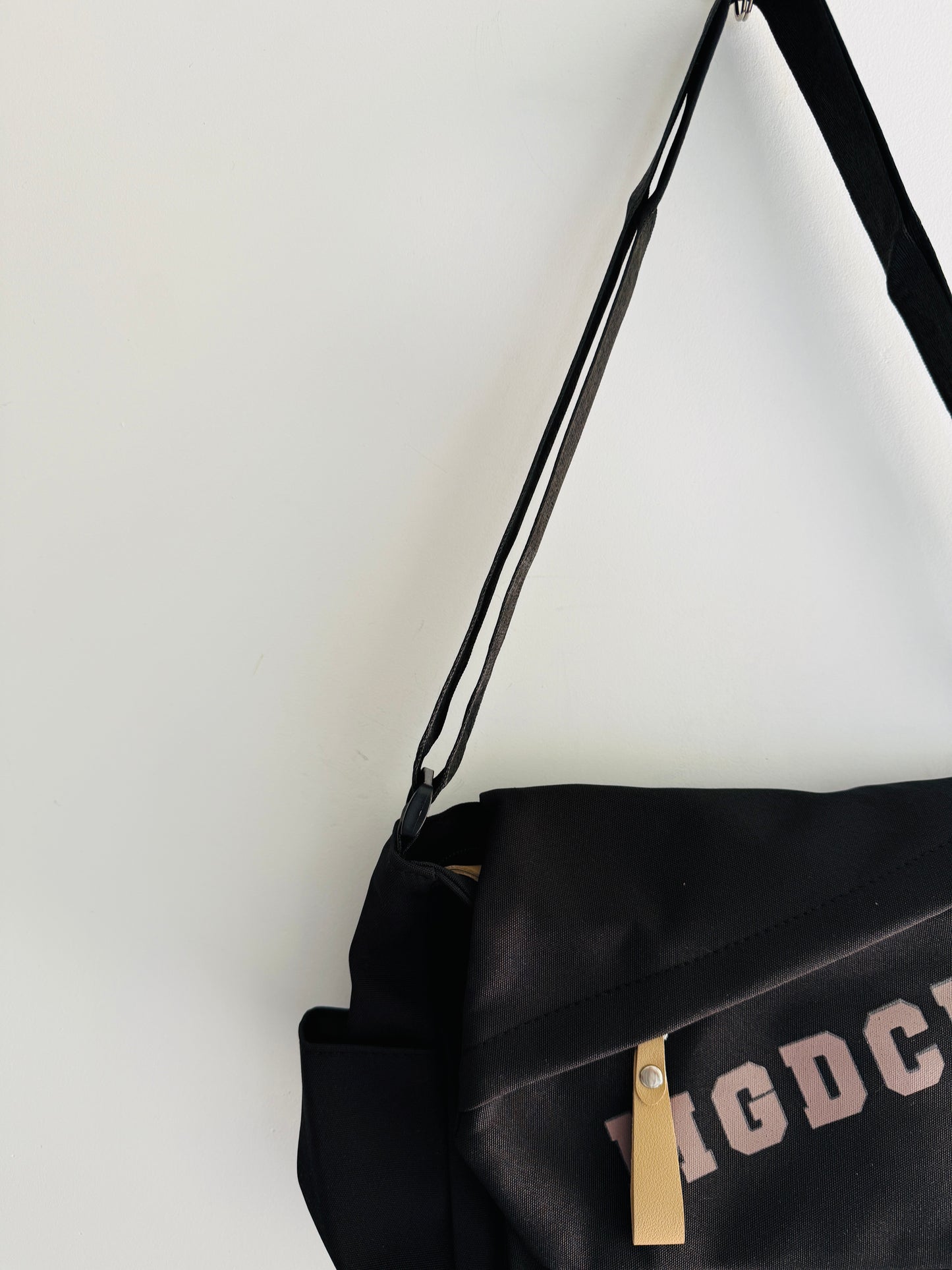IMPORTED CROSSBODY BAG 9h4-D1