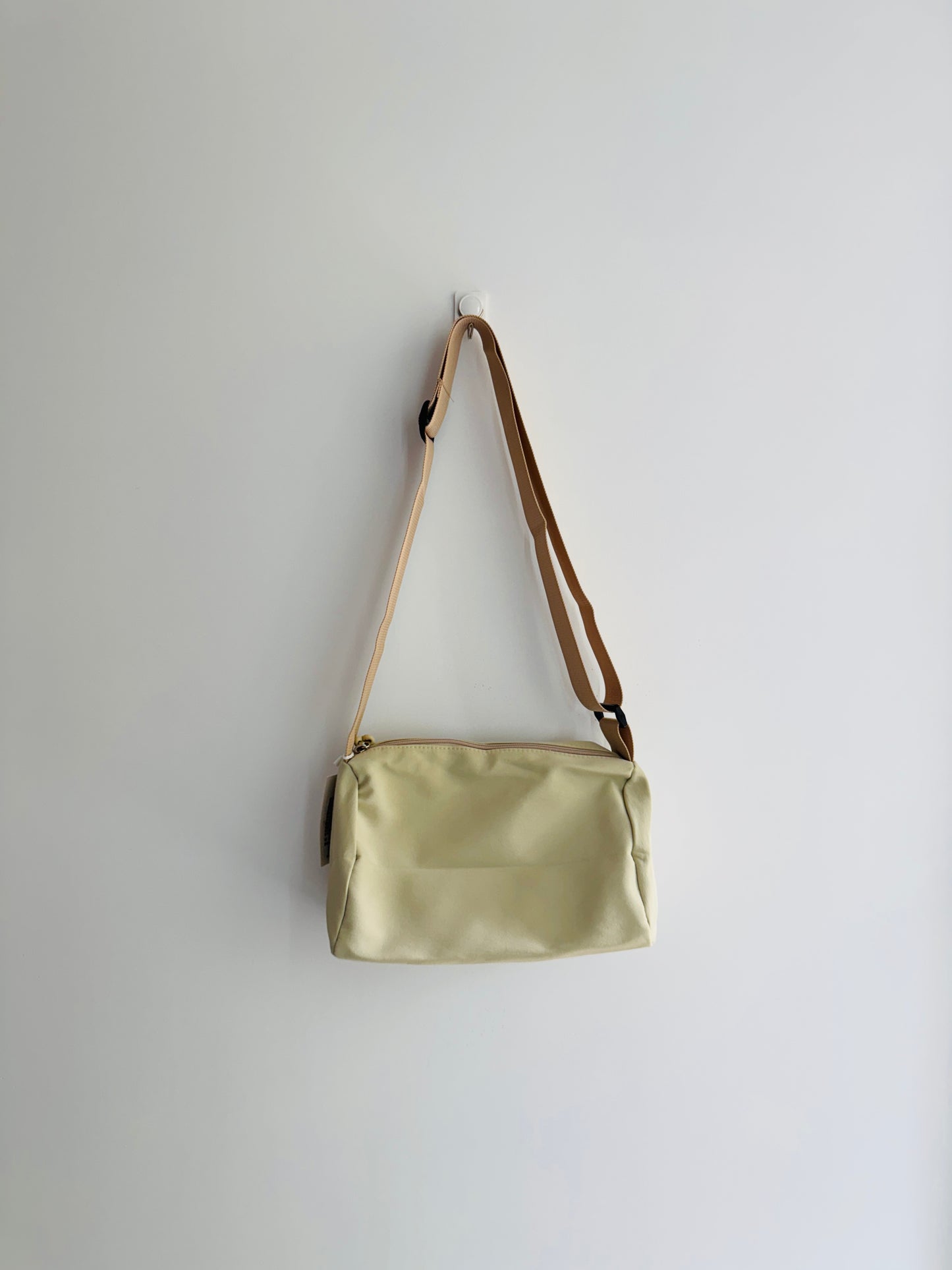 IMPORTED CROSSBODY BAG 580