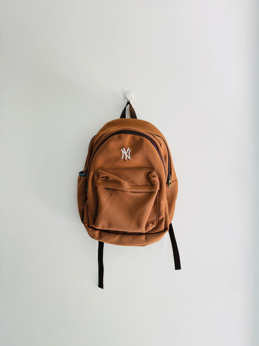 BACKPACK 2O0-D2