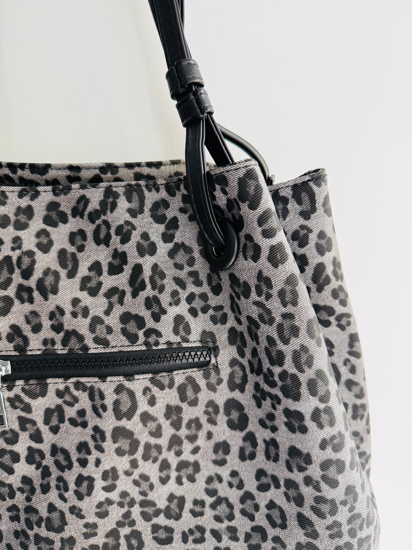 IMPORTED PREMIUM TOTEBAG 2M0-F5