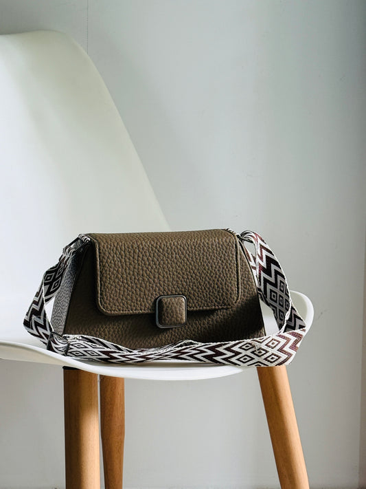 SLING BAG 4I8