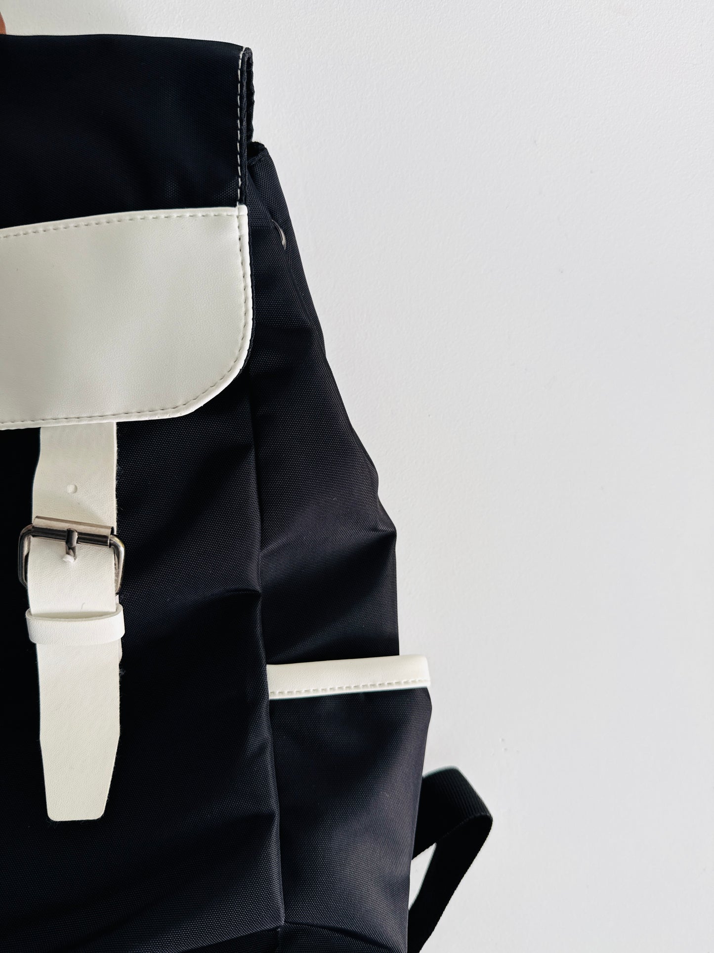 IMPORTED BACKPACK 8O2-A6