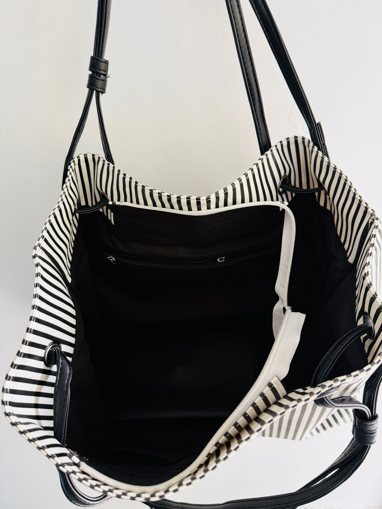 IMPORTED PREMIUM TOTEBAG 7P1-C3